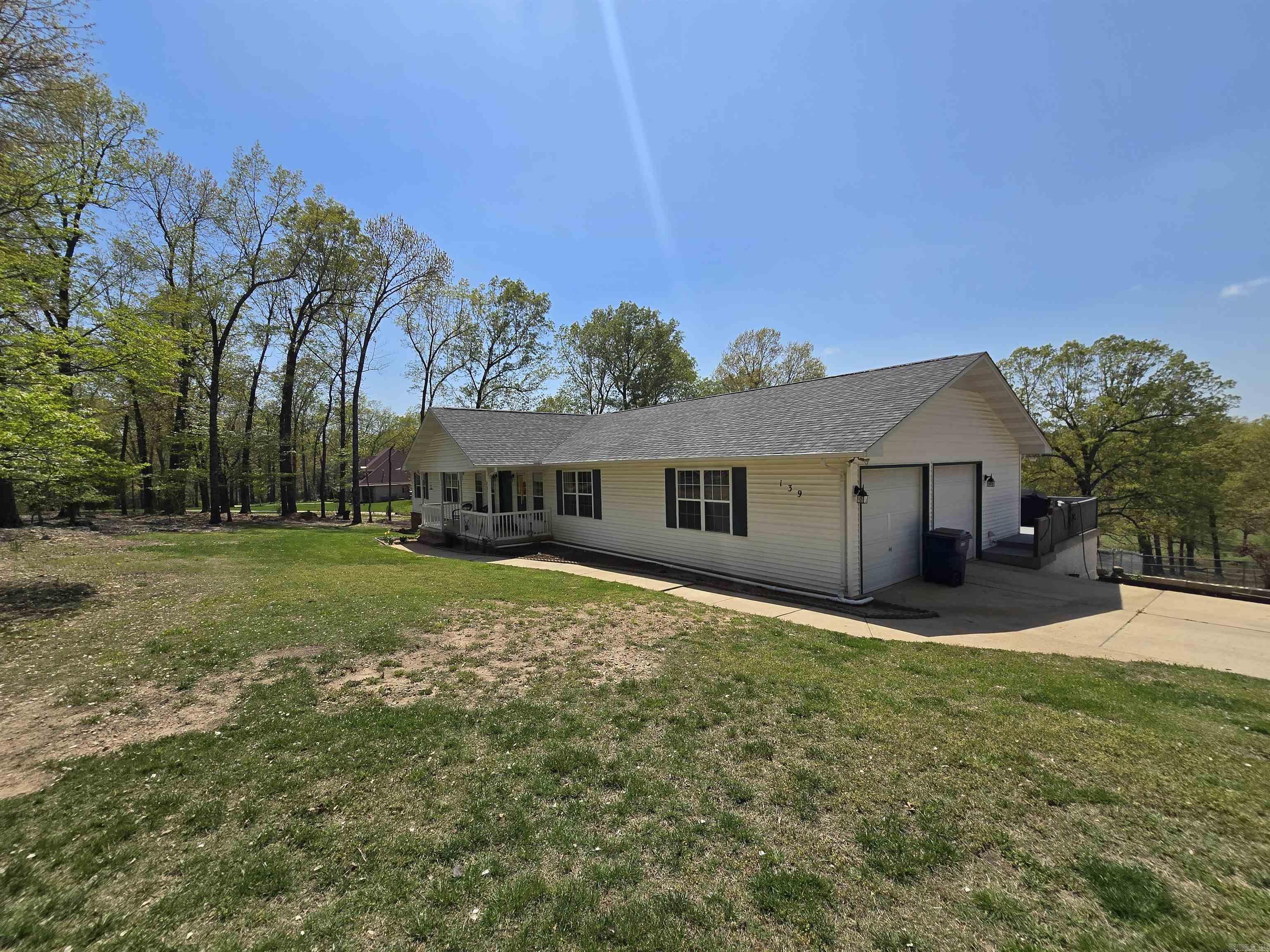 PEBBLE CREEK - Residential