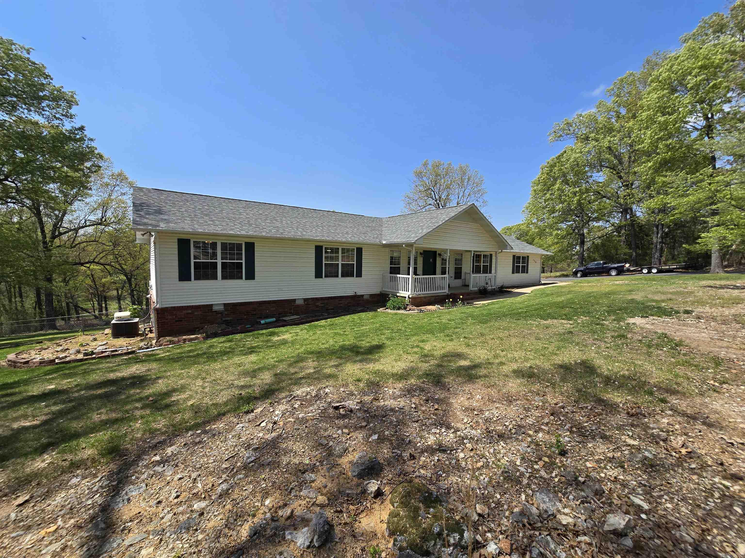 PEBBLE CREEK - Residential