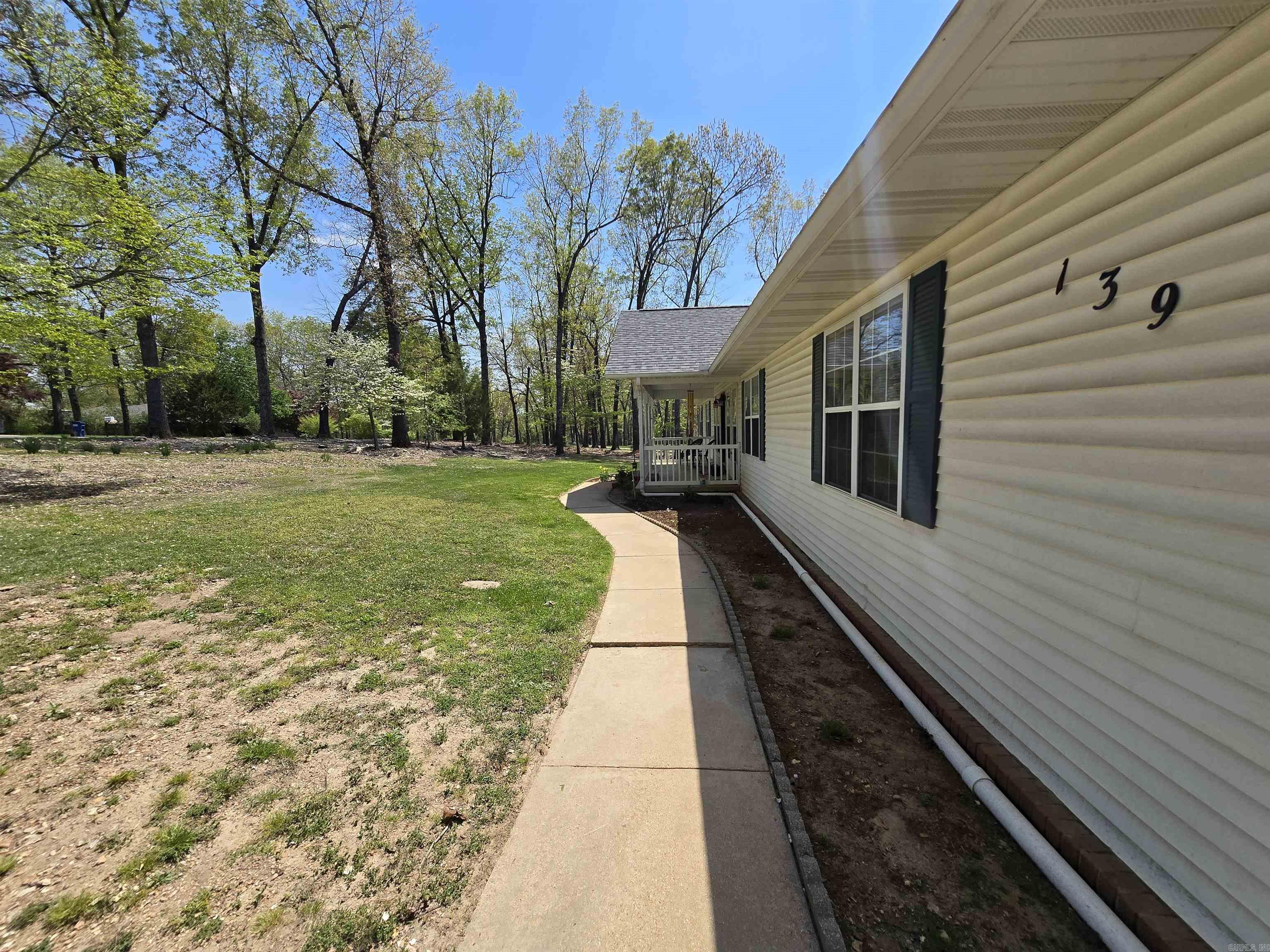PEBBLE CREEK - Residential
