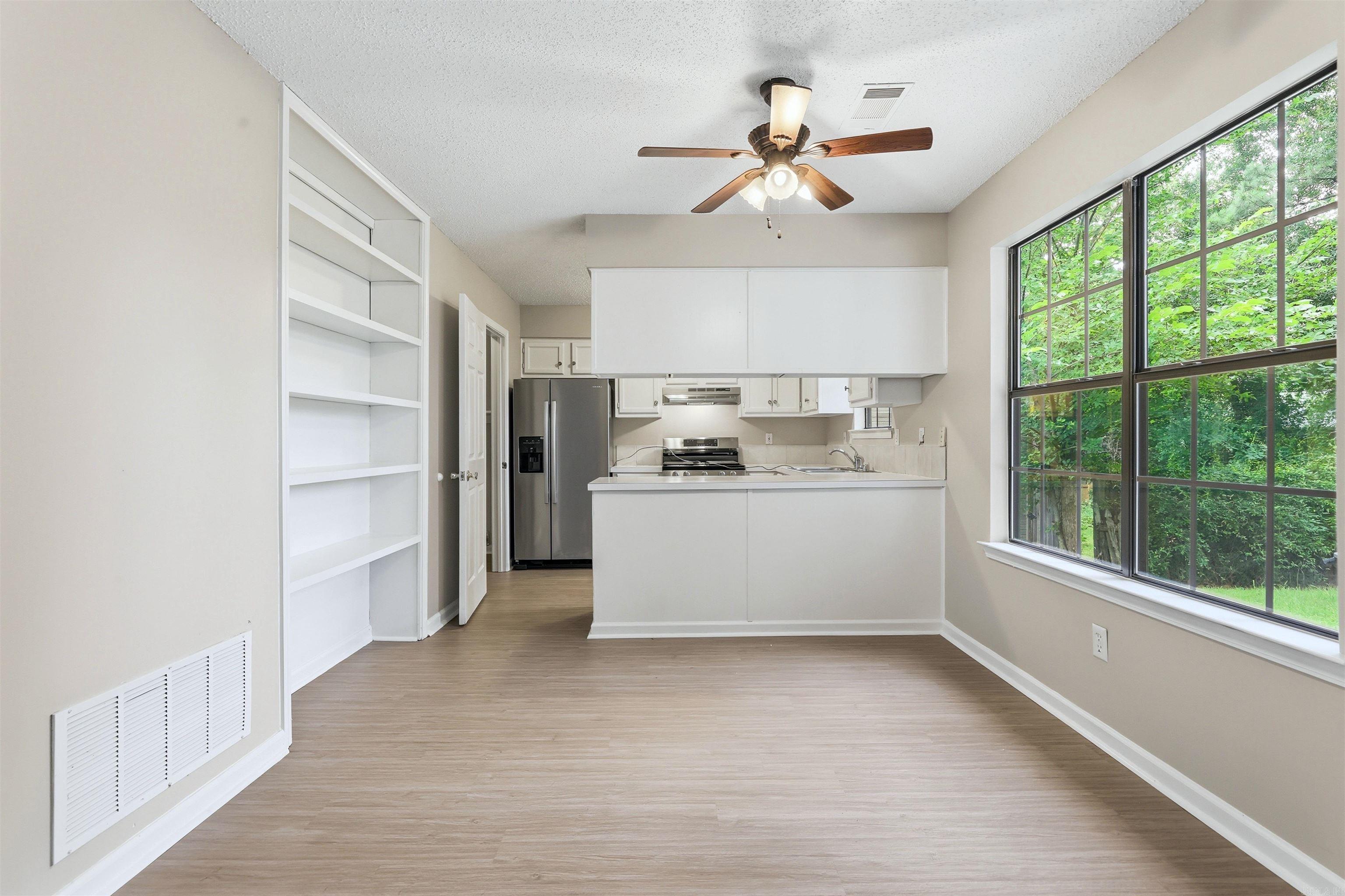 OTTER CREEK COMMUNITY - Residential