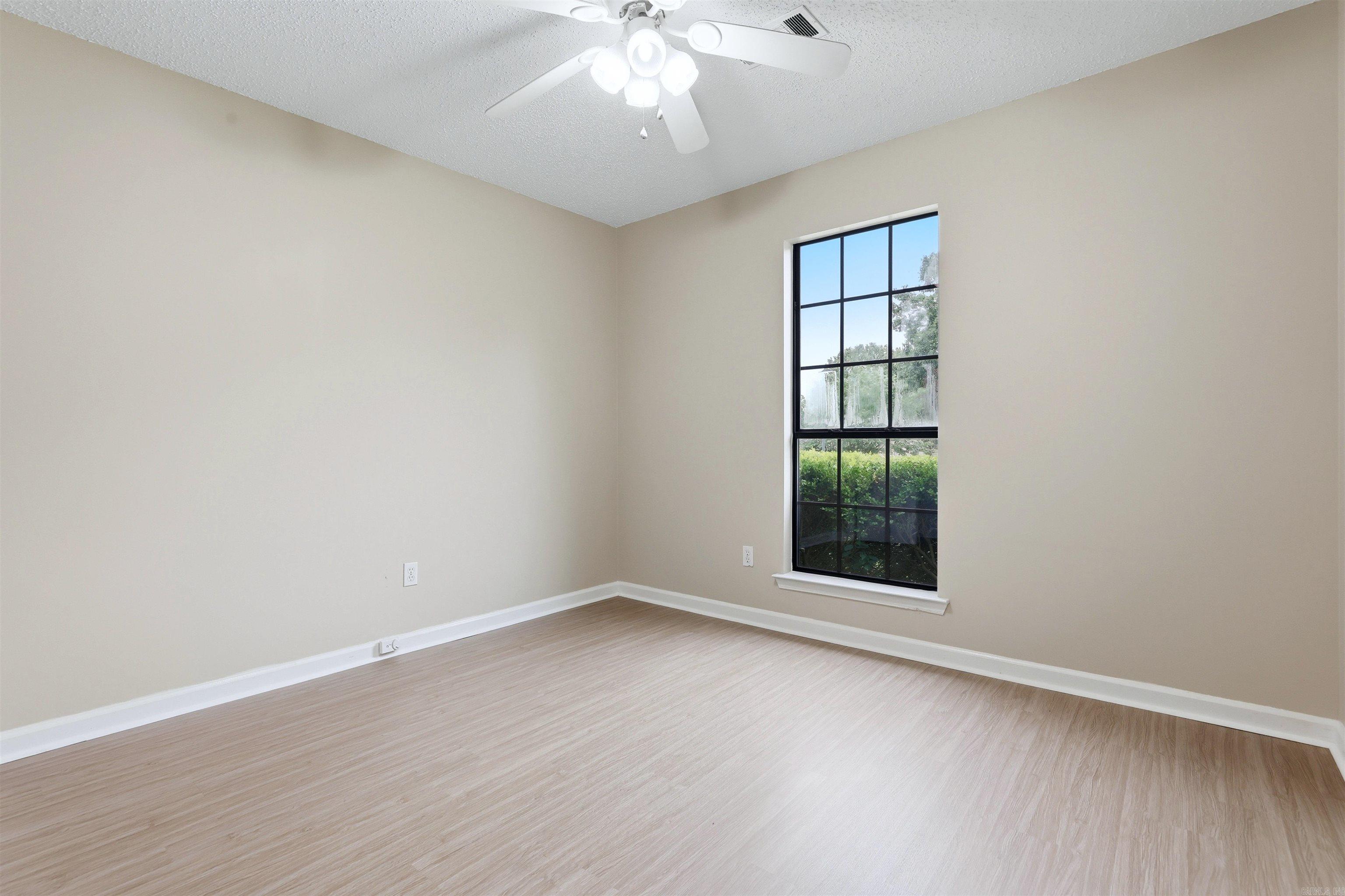 OTTER CREEK COMMUNITY - Residential