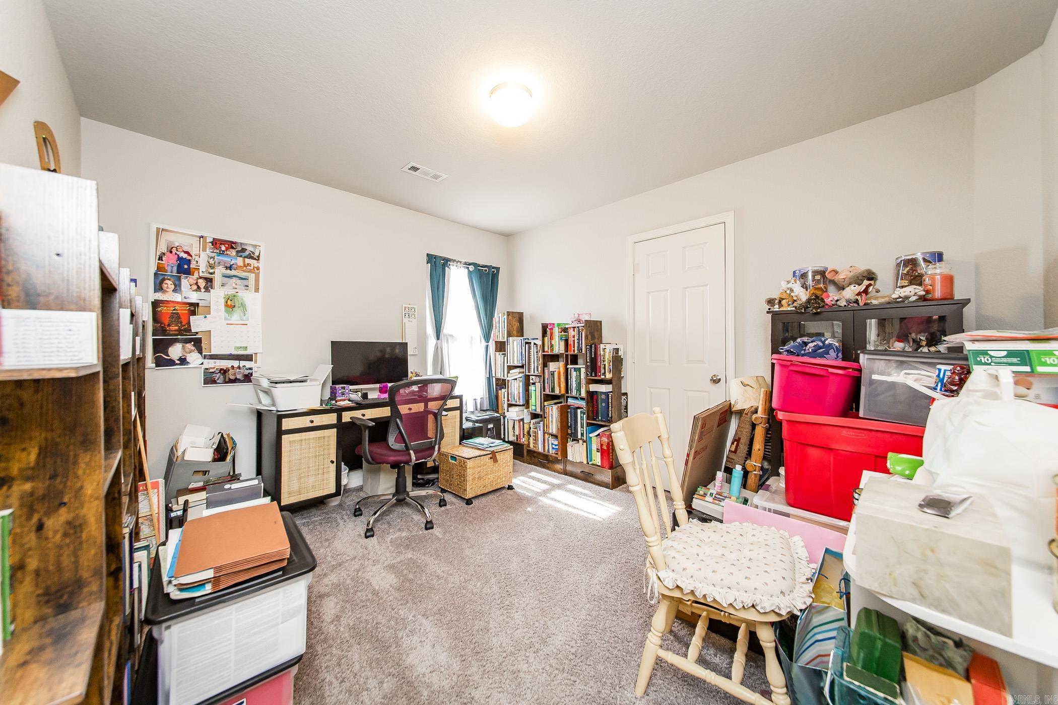 OAKLAND GROVE ESTATES - Residential