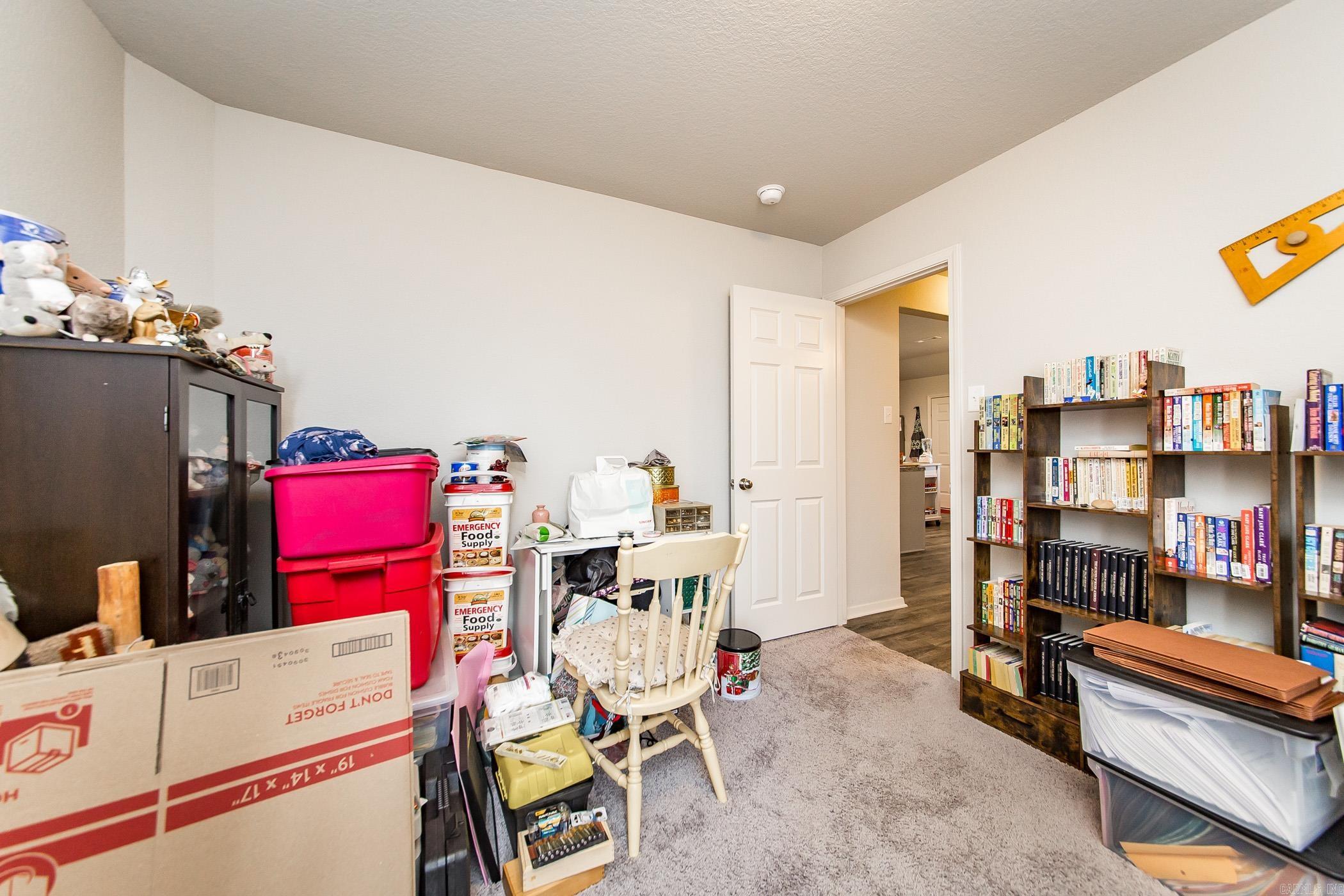 OAKLAND GROVE ESTATES - Residential