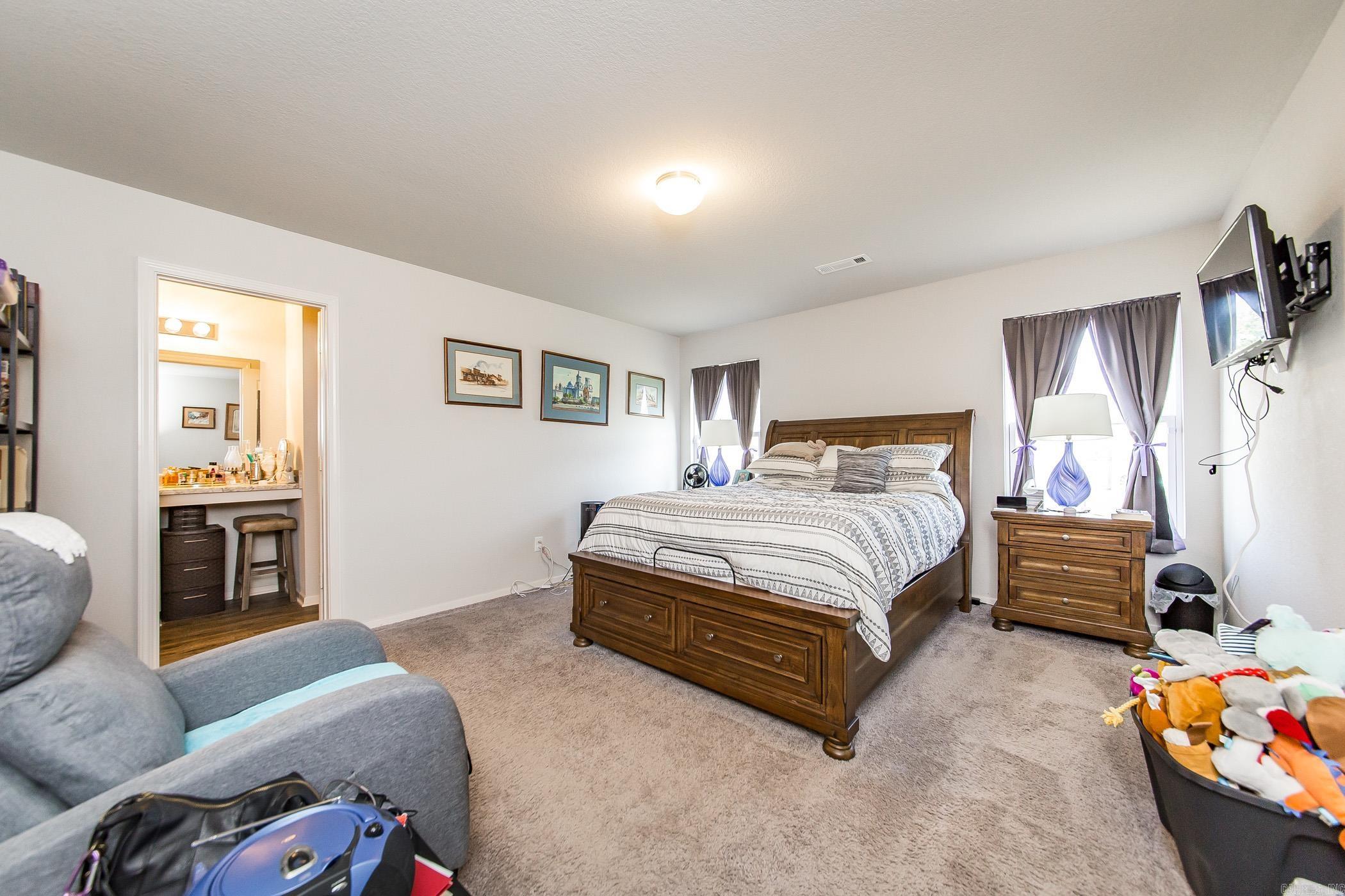 OAKLAND GROVE ESTATES - Residential