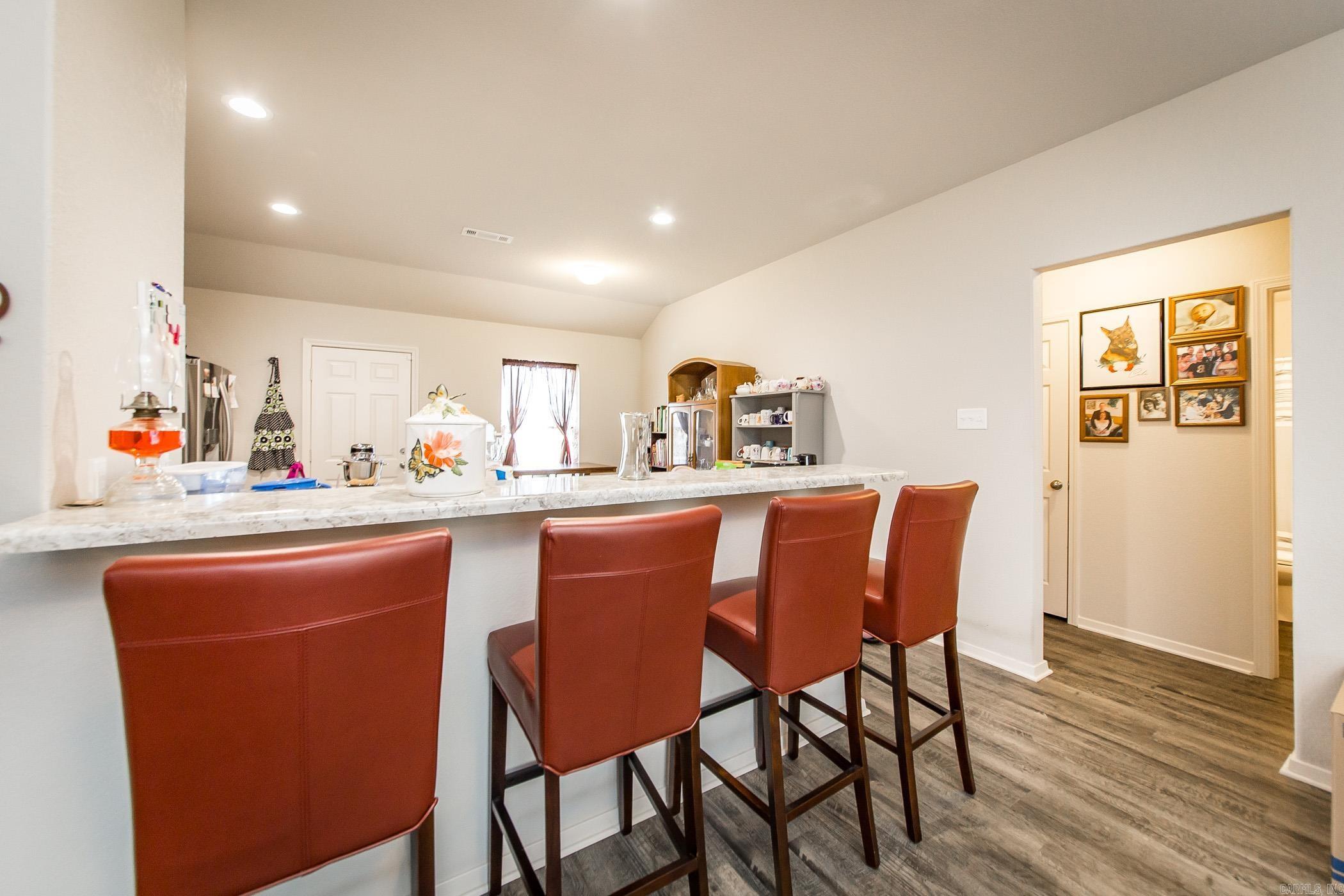 OAKLAND GROVE ESTATES - Residential