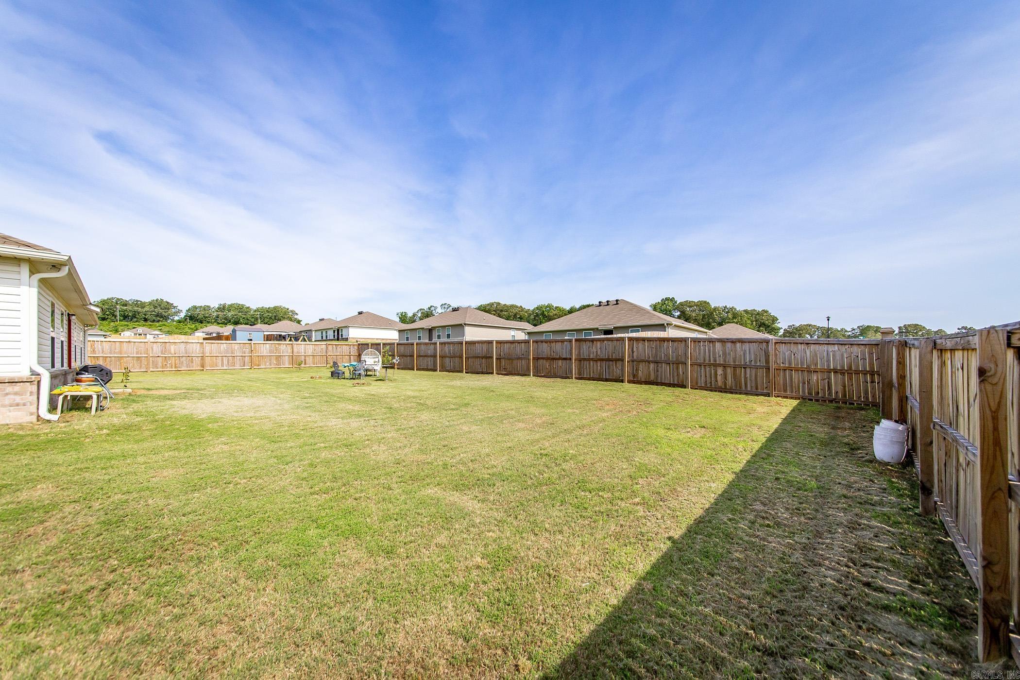 OAKLAND GROVE ESTATES - Residential