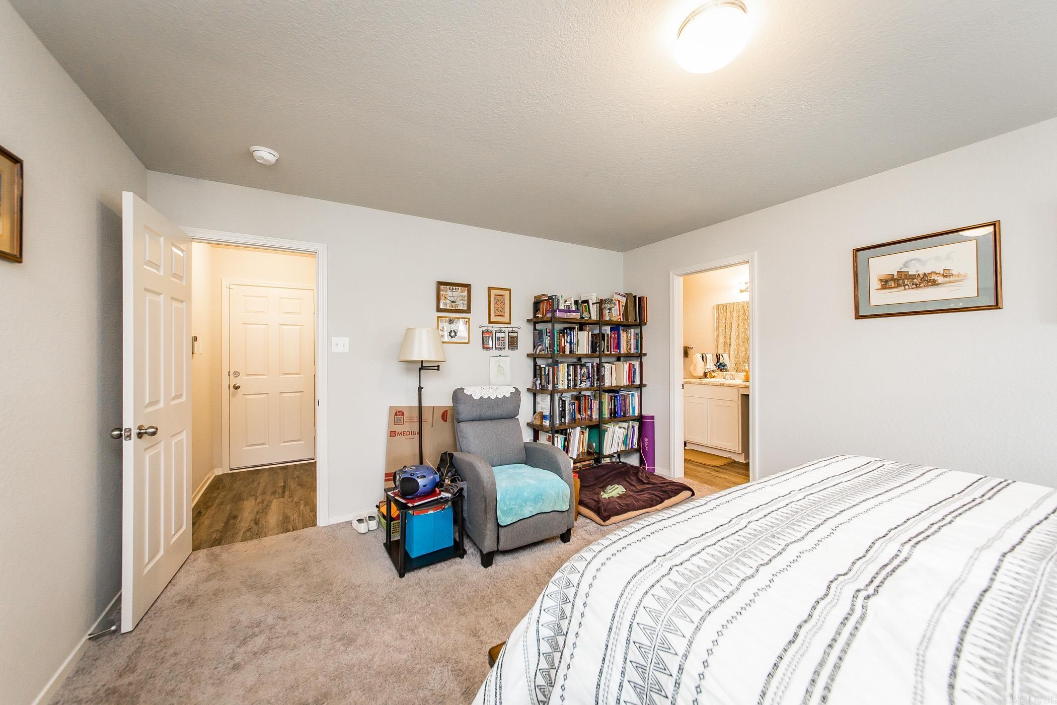 OAKLAND GROVE ESTATES - Residential