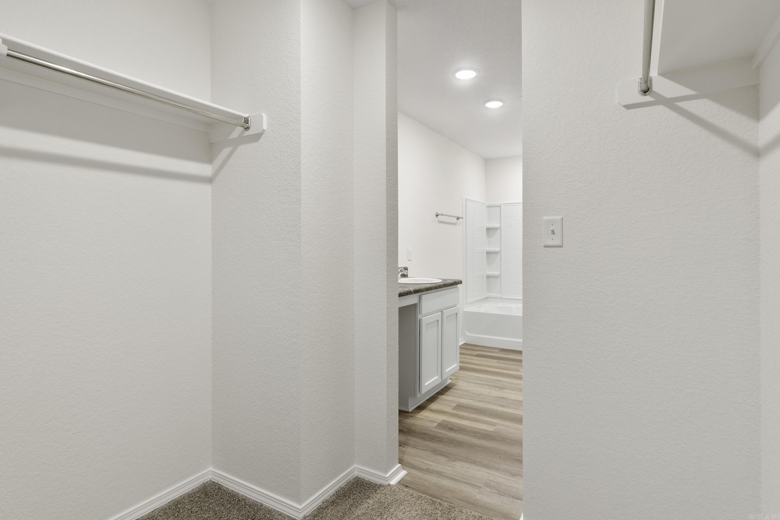 BELL VALLEY - Residential