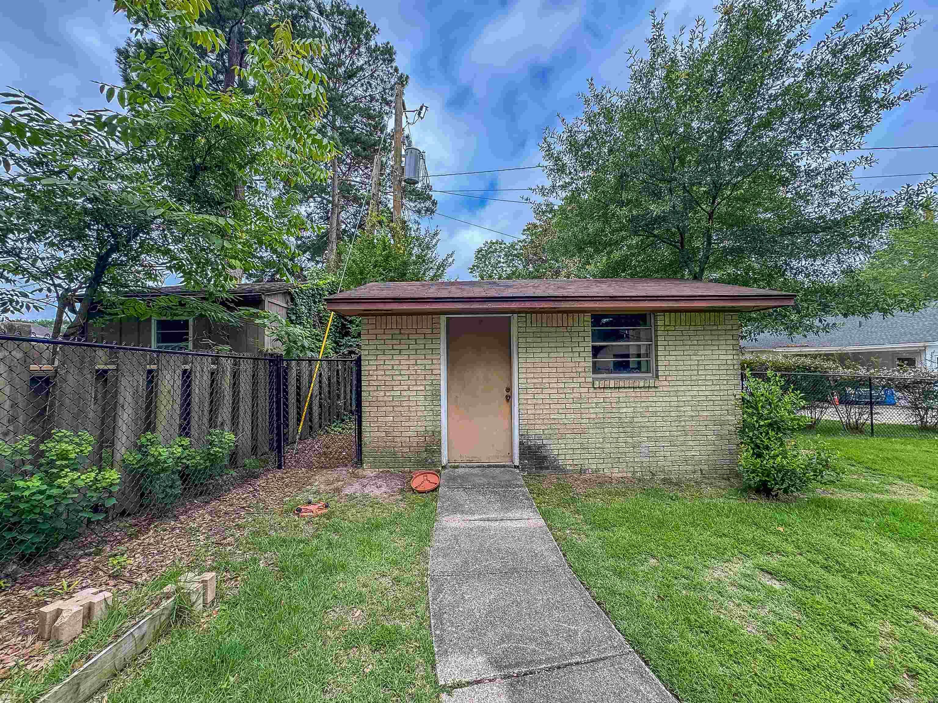 YARBROUGH  #2 - Residential