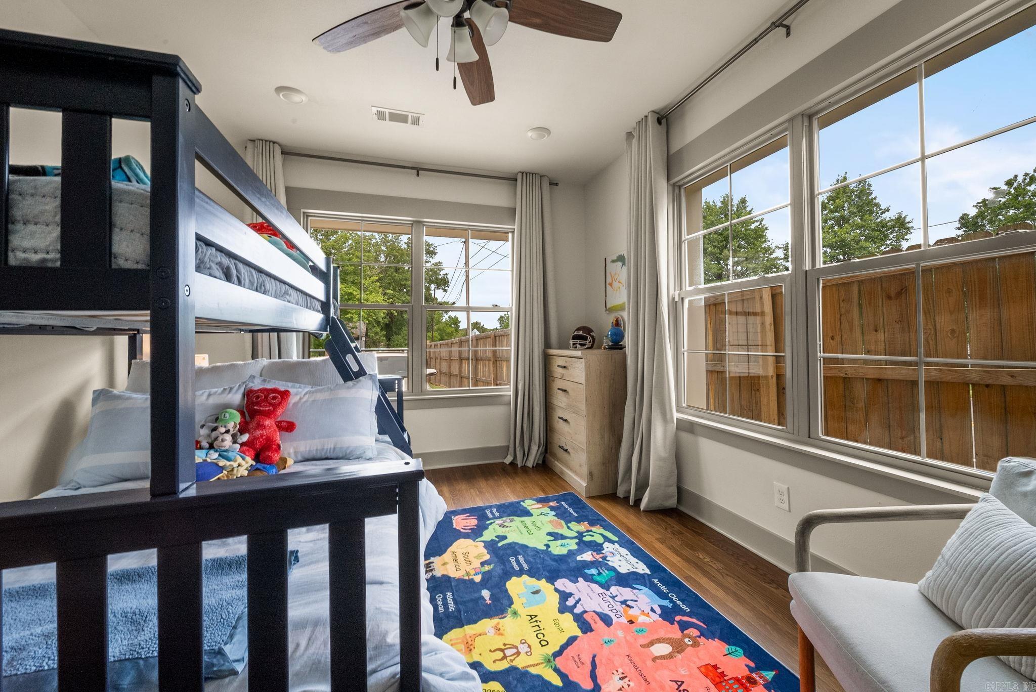 MOUNTAIN PARK - Residential