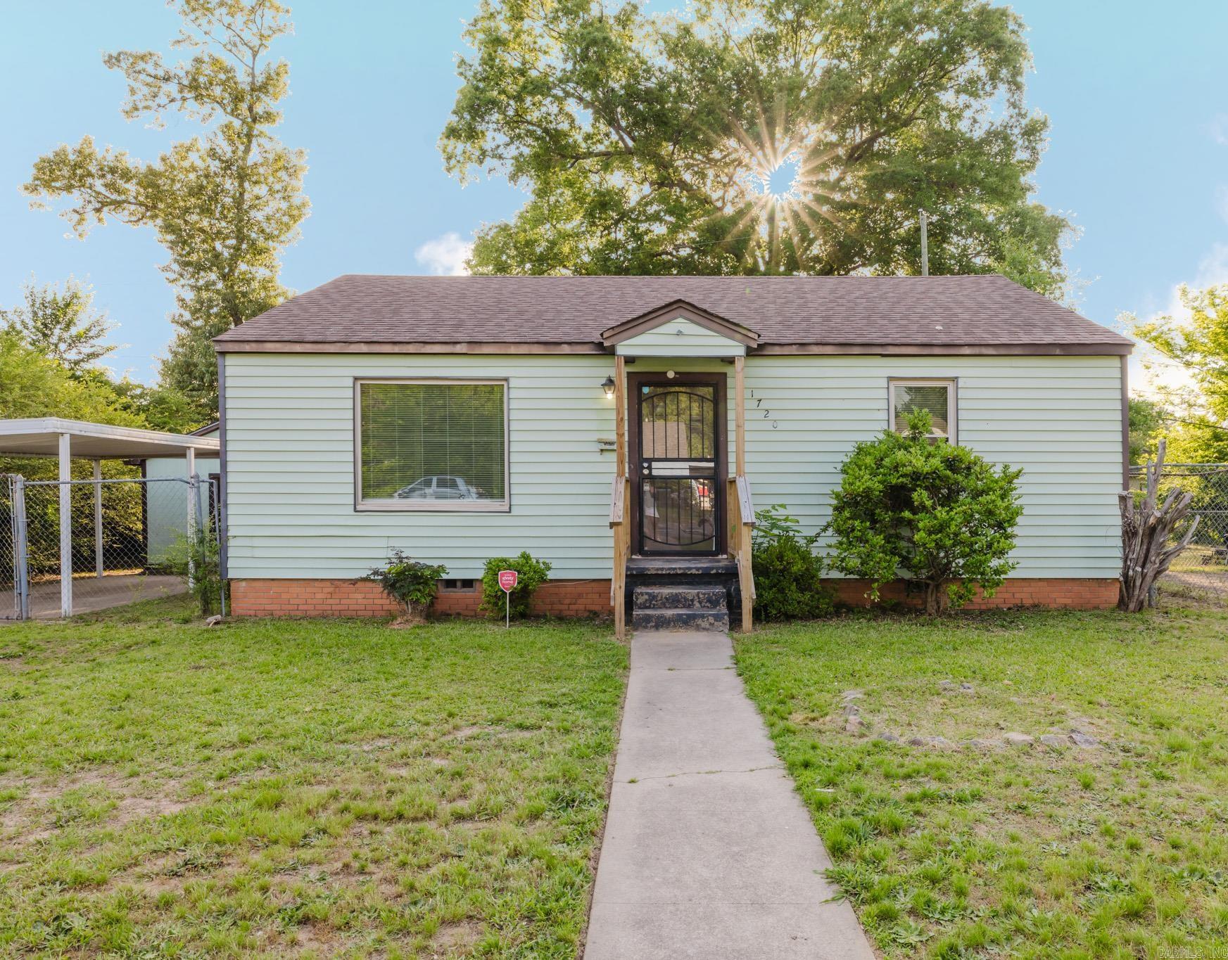 PINE FOREST - Residential