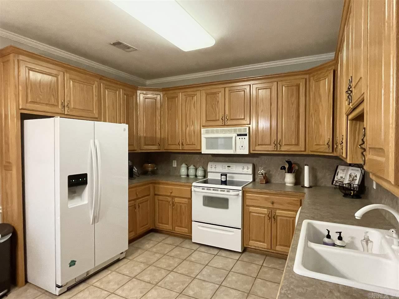 QUAIL MEADOWS - Residential