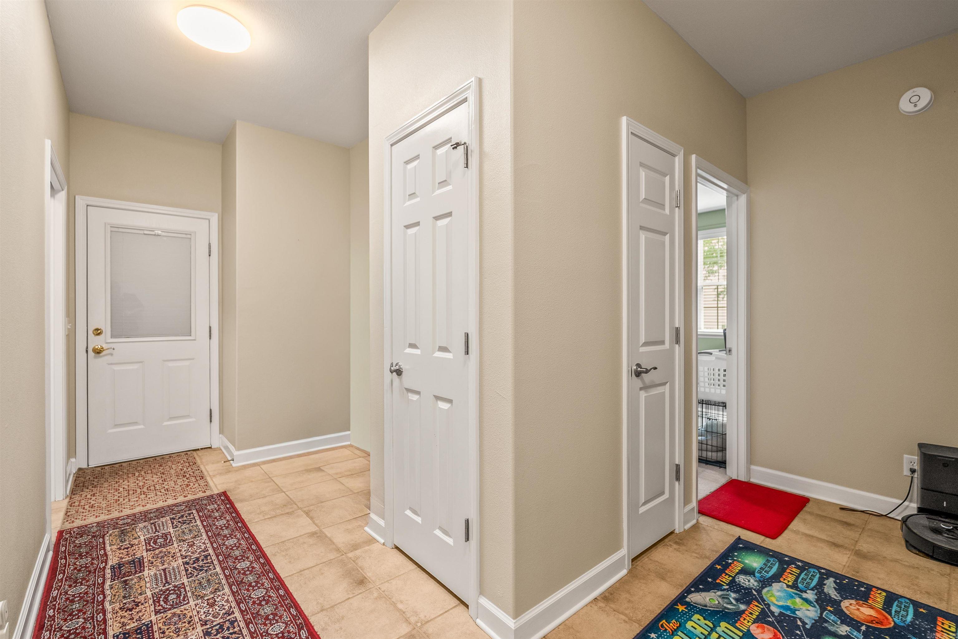 COUNTRY ESTATES - Residential