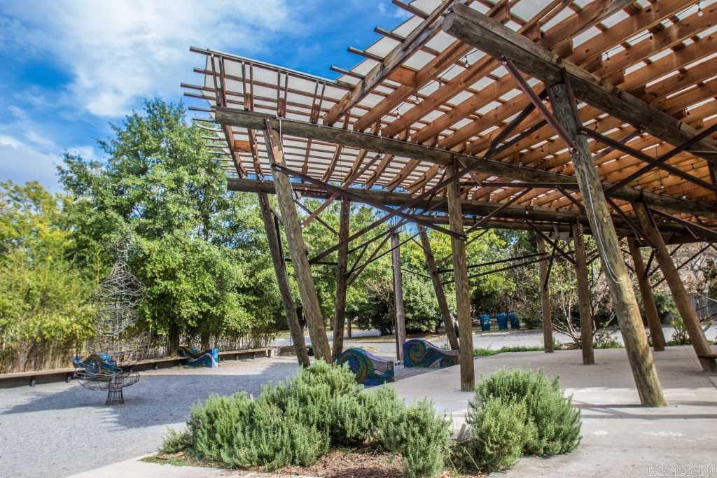 RAPLEY EST - Residential