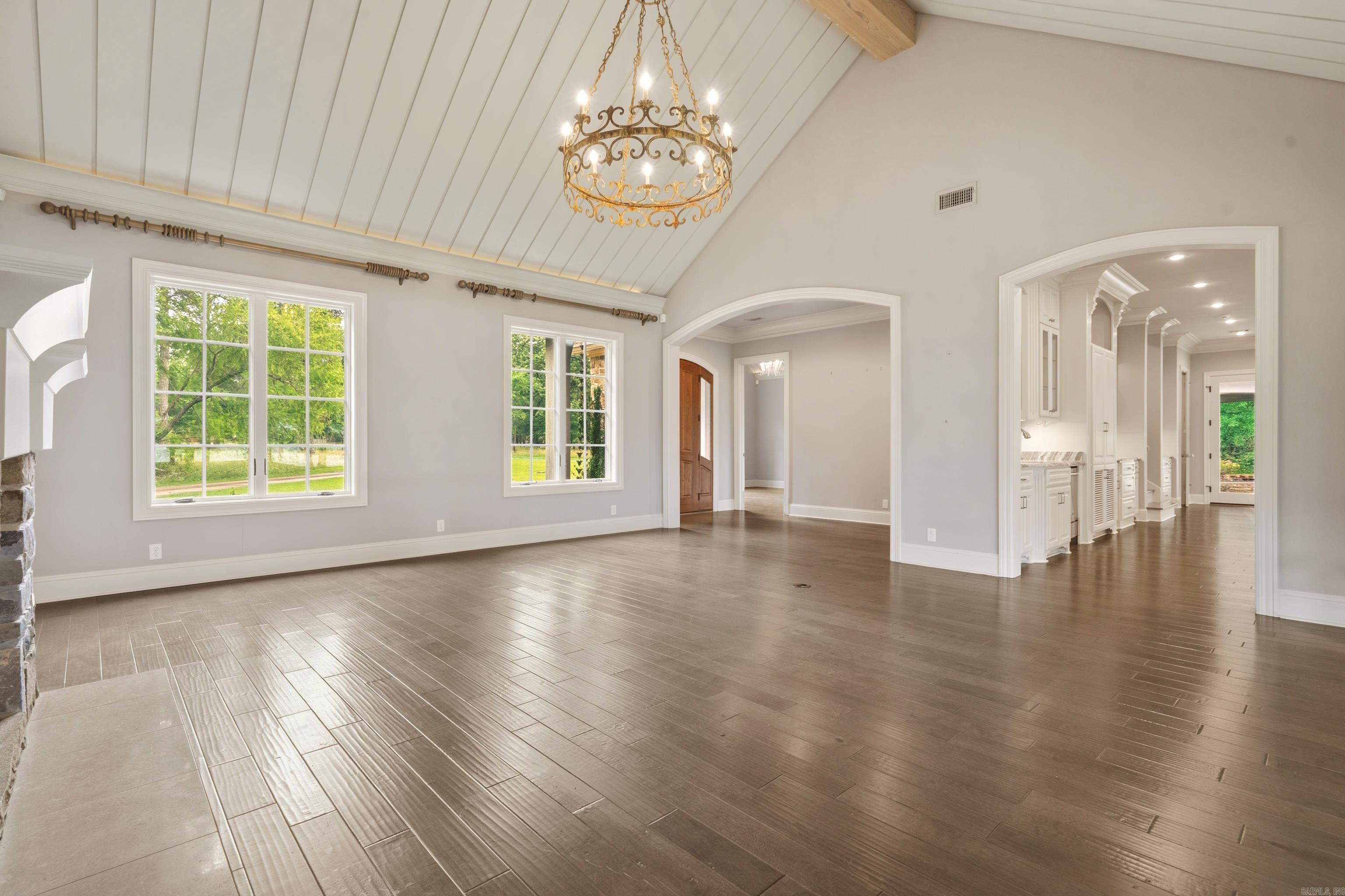 CAROLINE ACRES - Residential