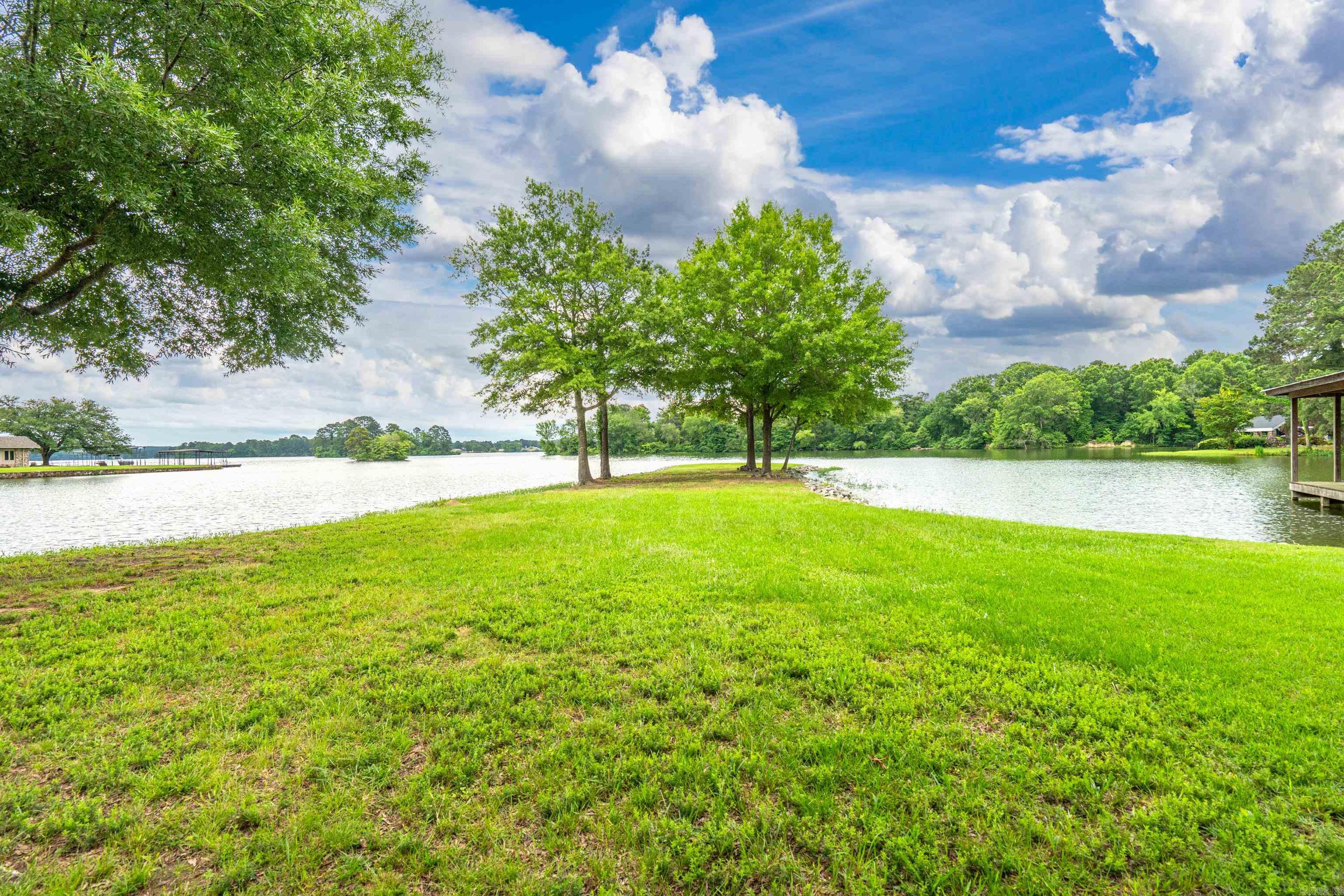 CAROLINE ACRES - Residential