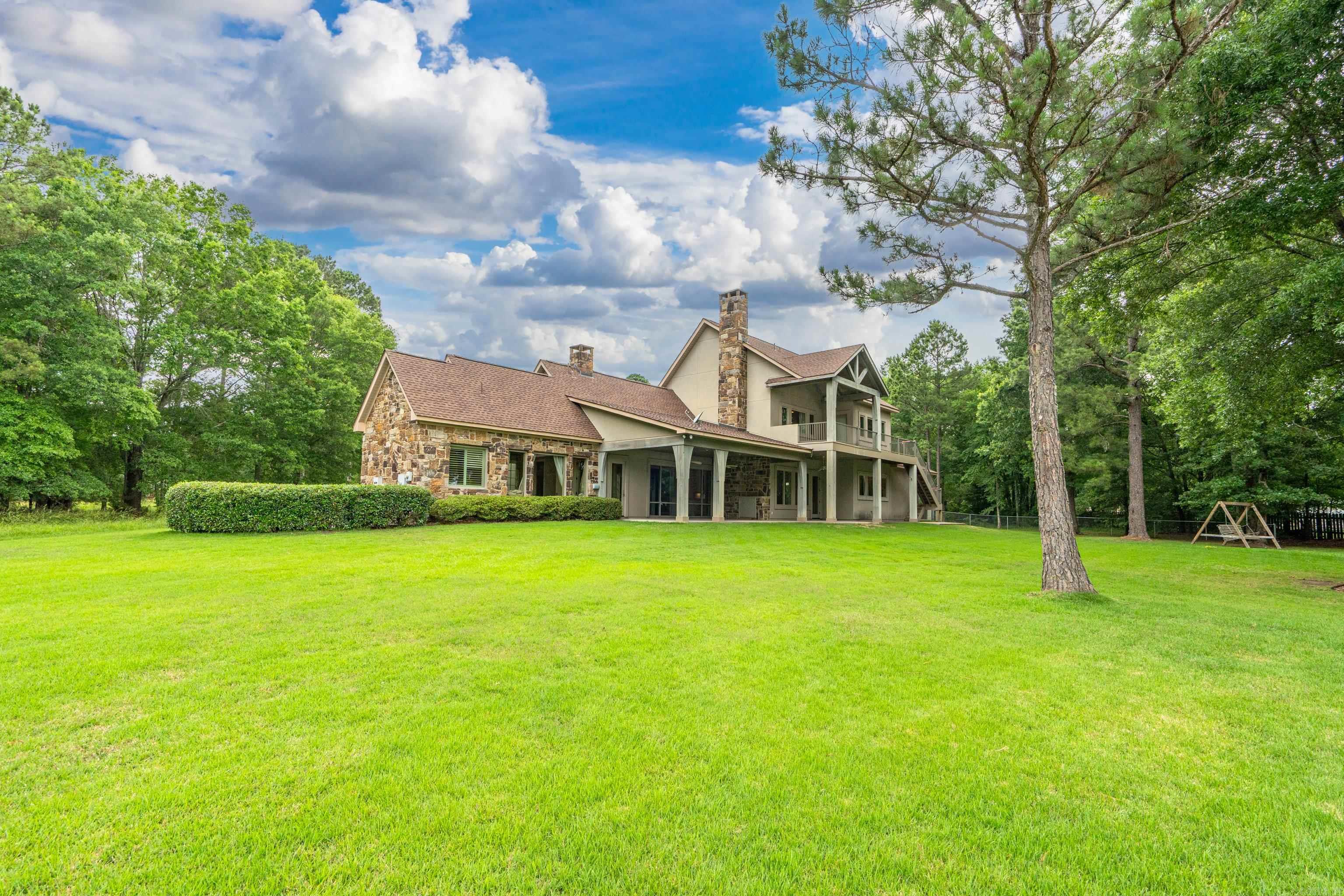 CAROLINE ACRES - Residential