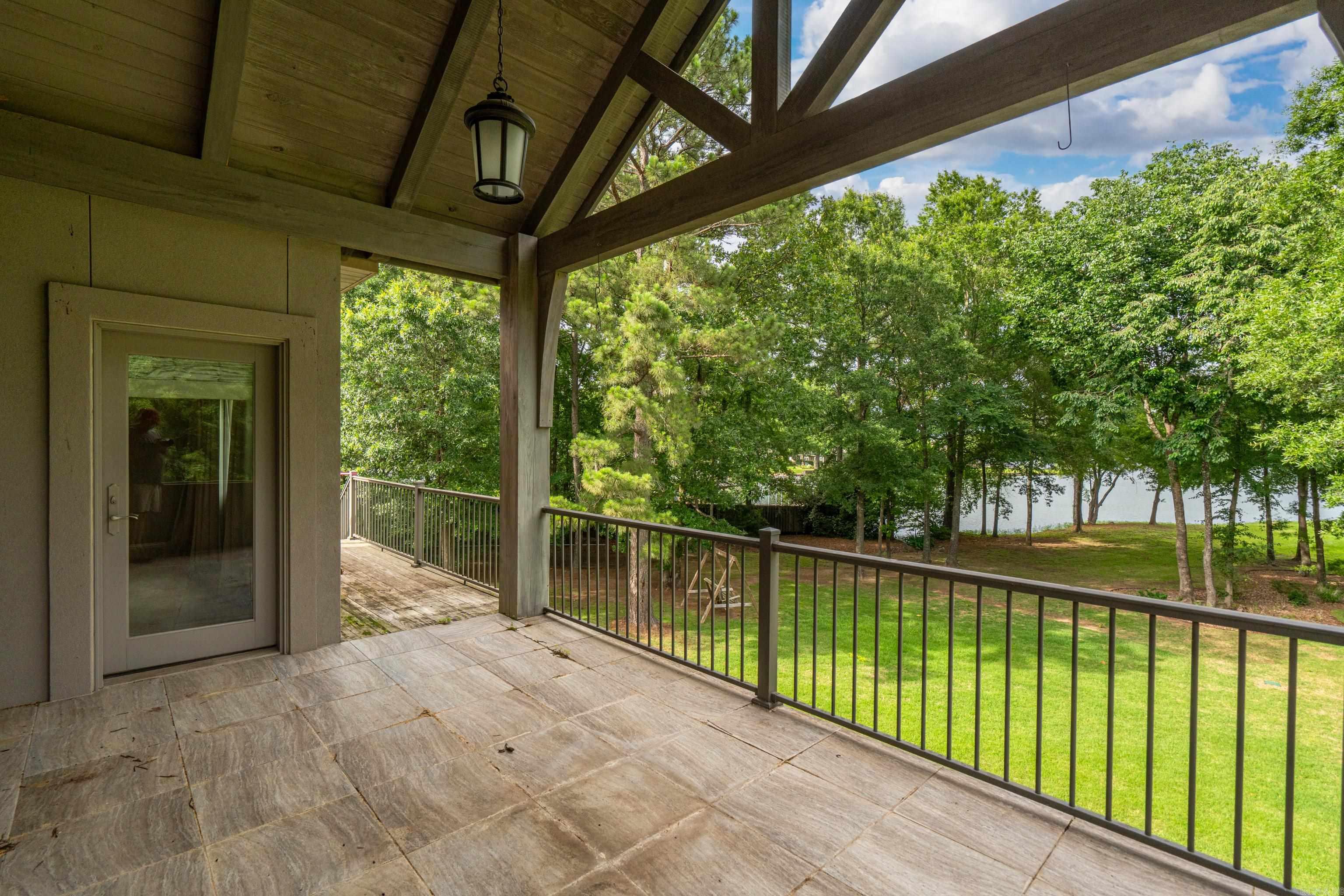 CAROLINE ACRES - Residential