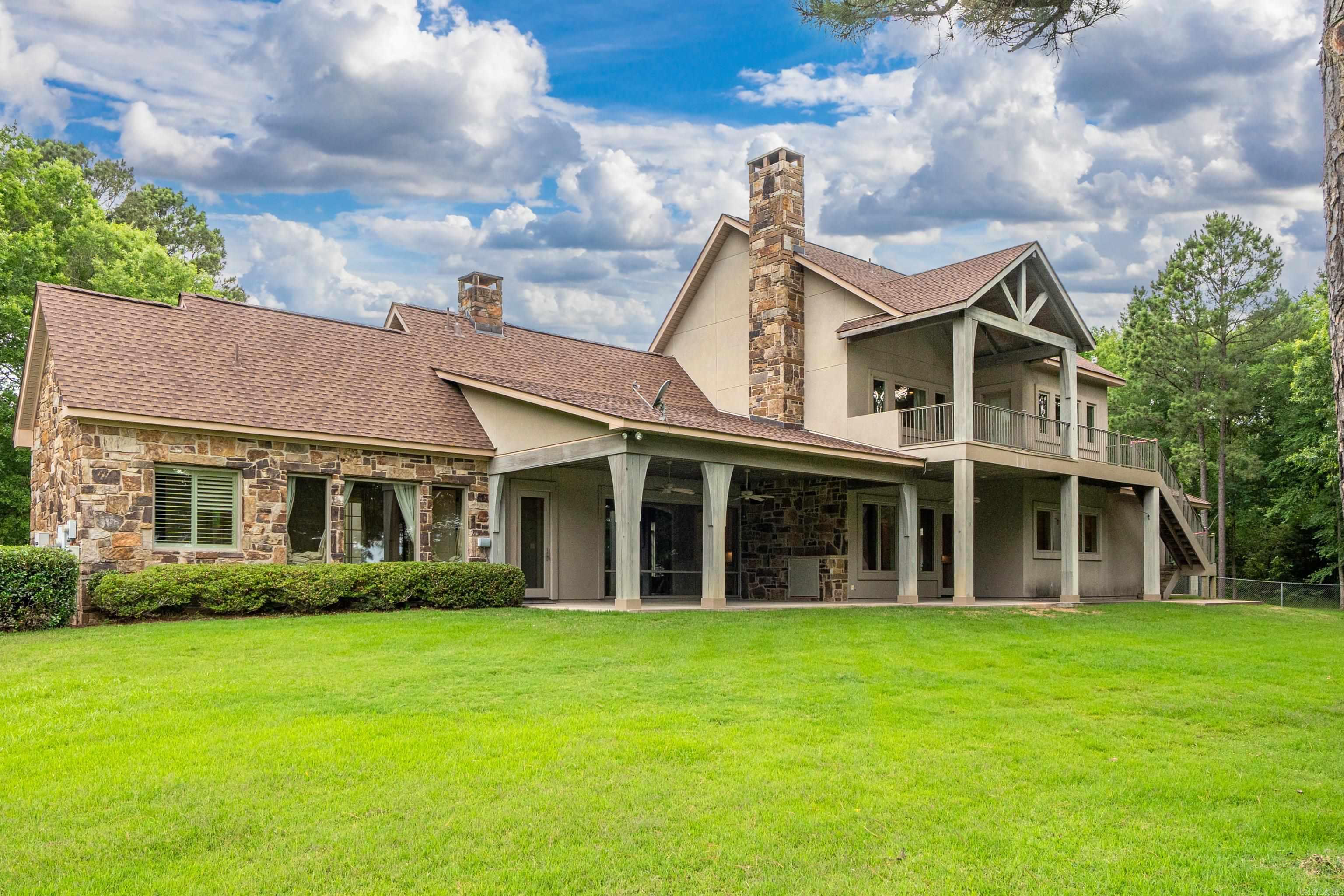 CAROLINE ACRES - Residential