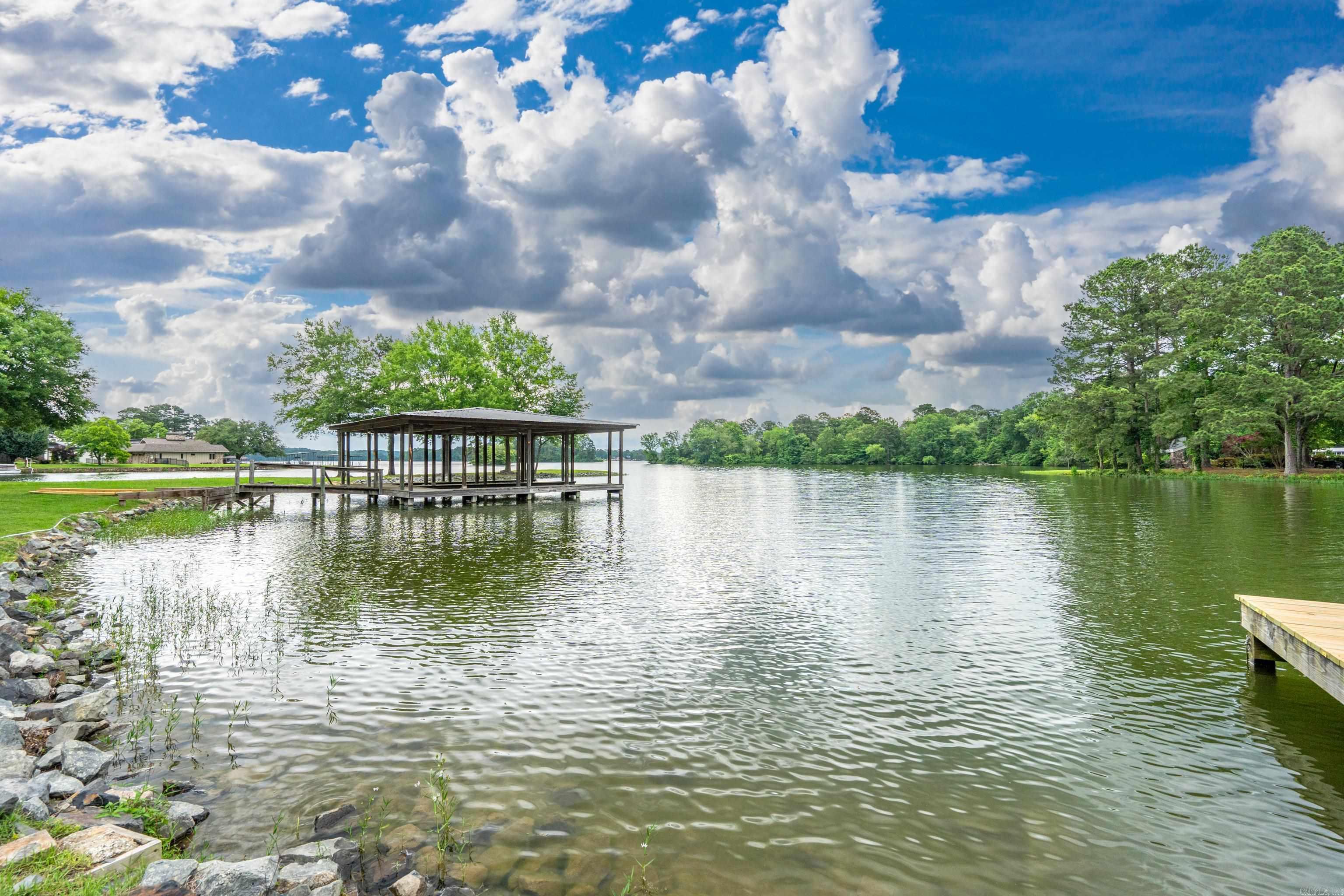 CAROLINE ACRES - Residential