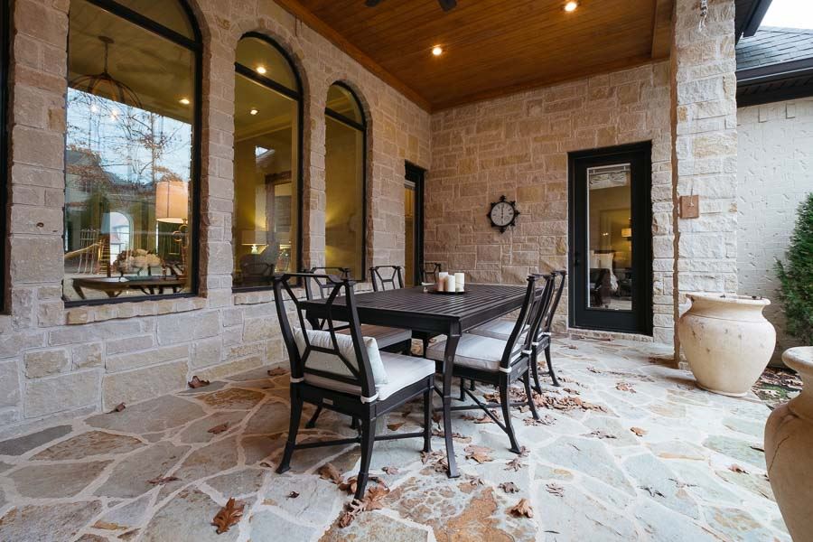 CHENAL VALLEY SOLOGNE CIRCLE - Residential