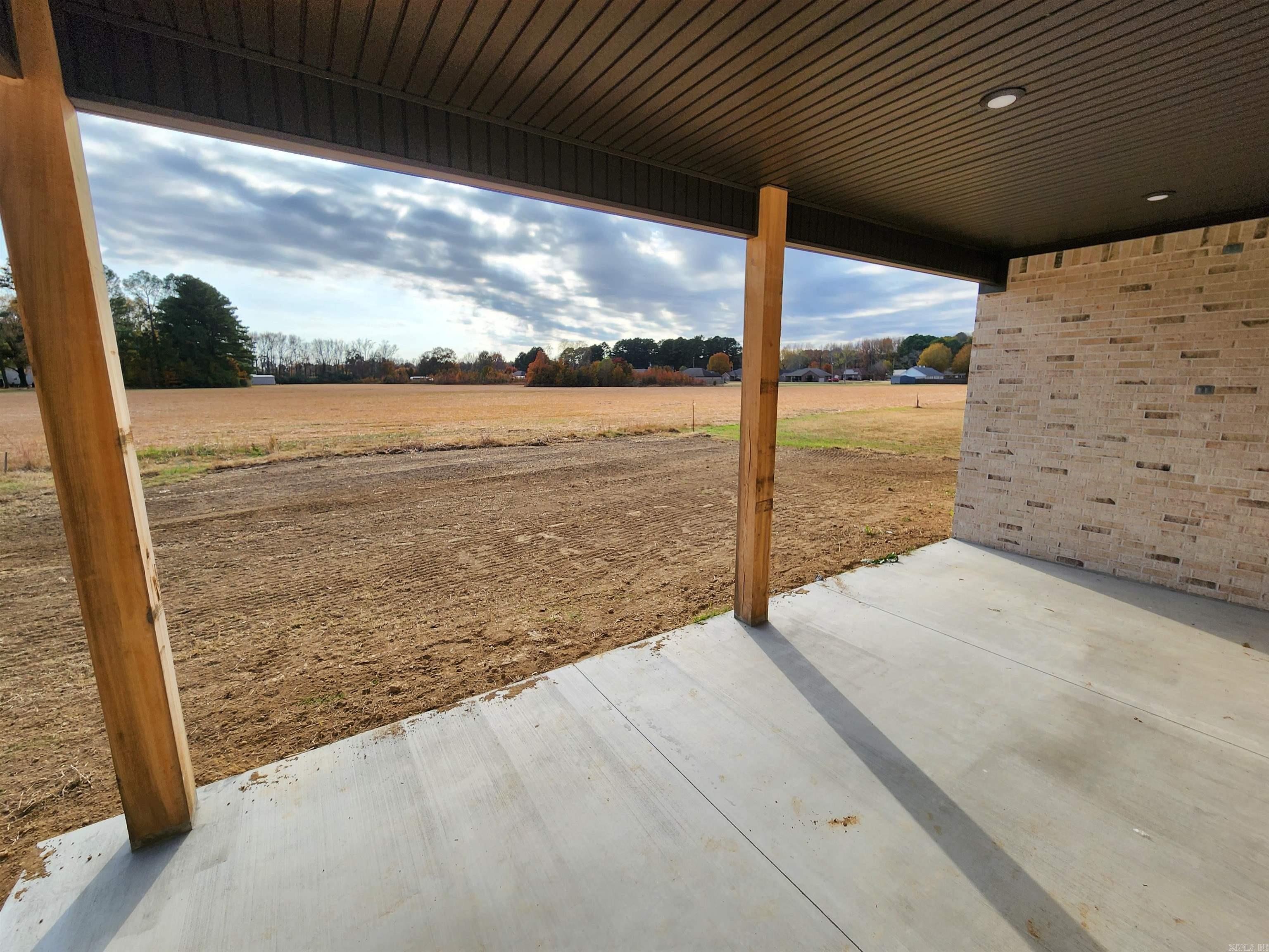 BAKER'S FIELD - Residential