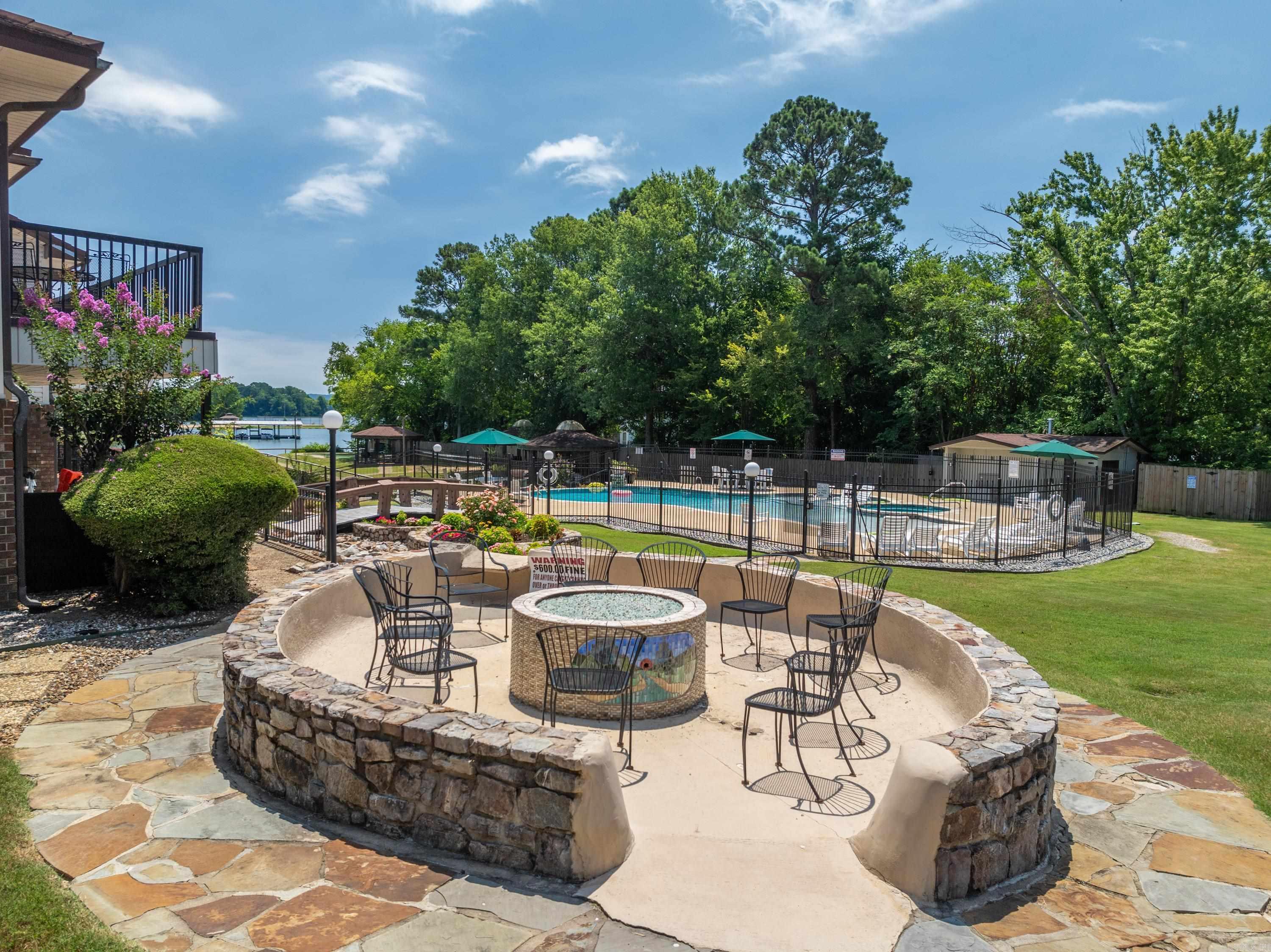 EMERALD ISLE HPR - Residential