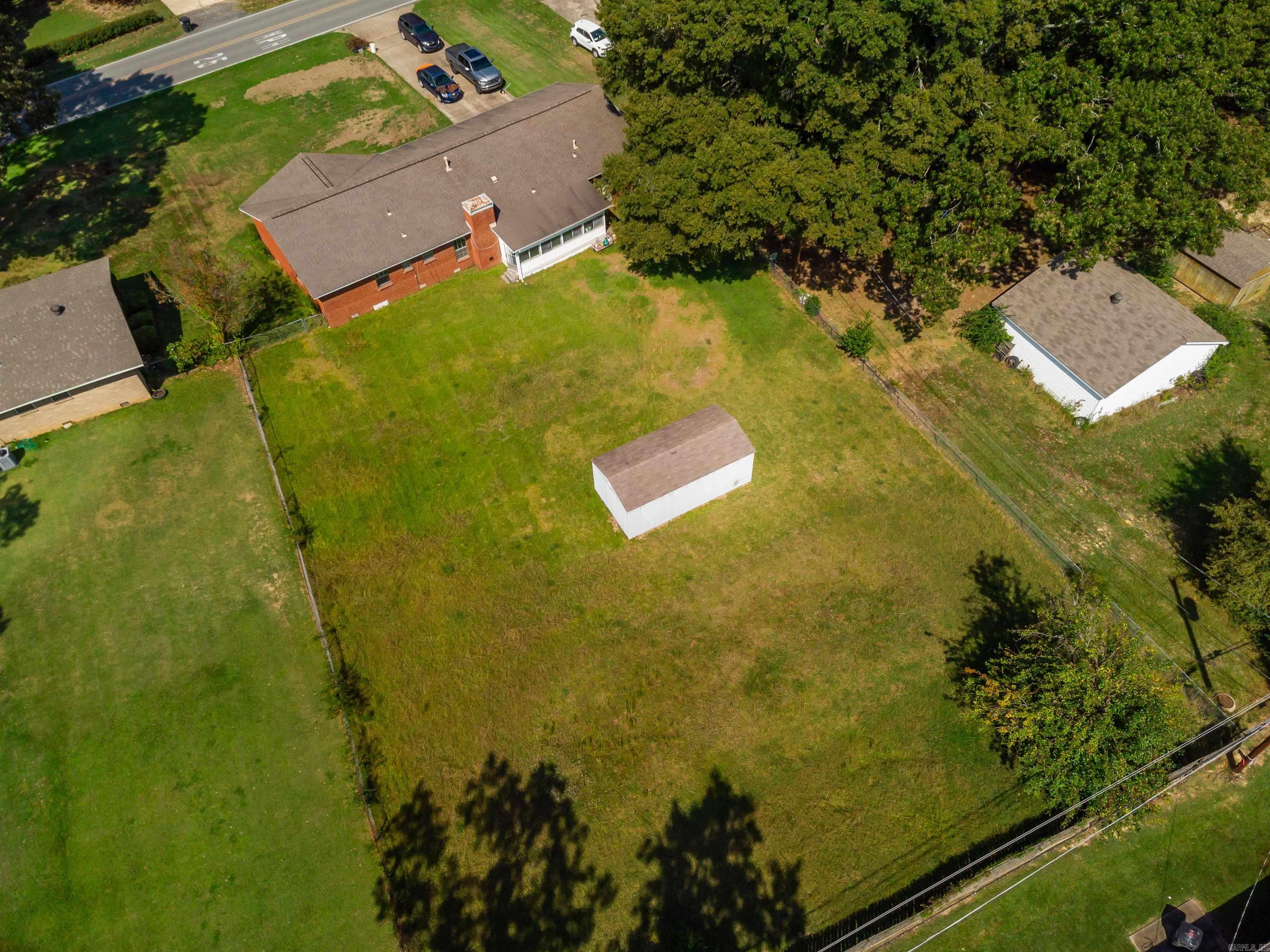 INDIANHEAD LAKES EST - Residential