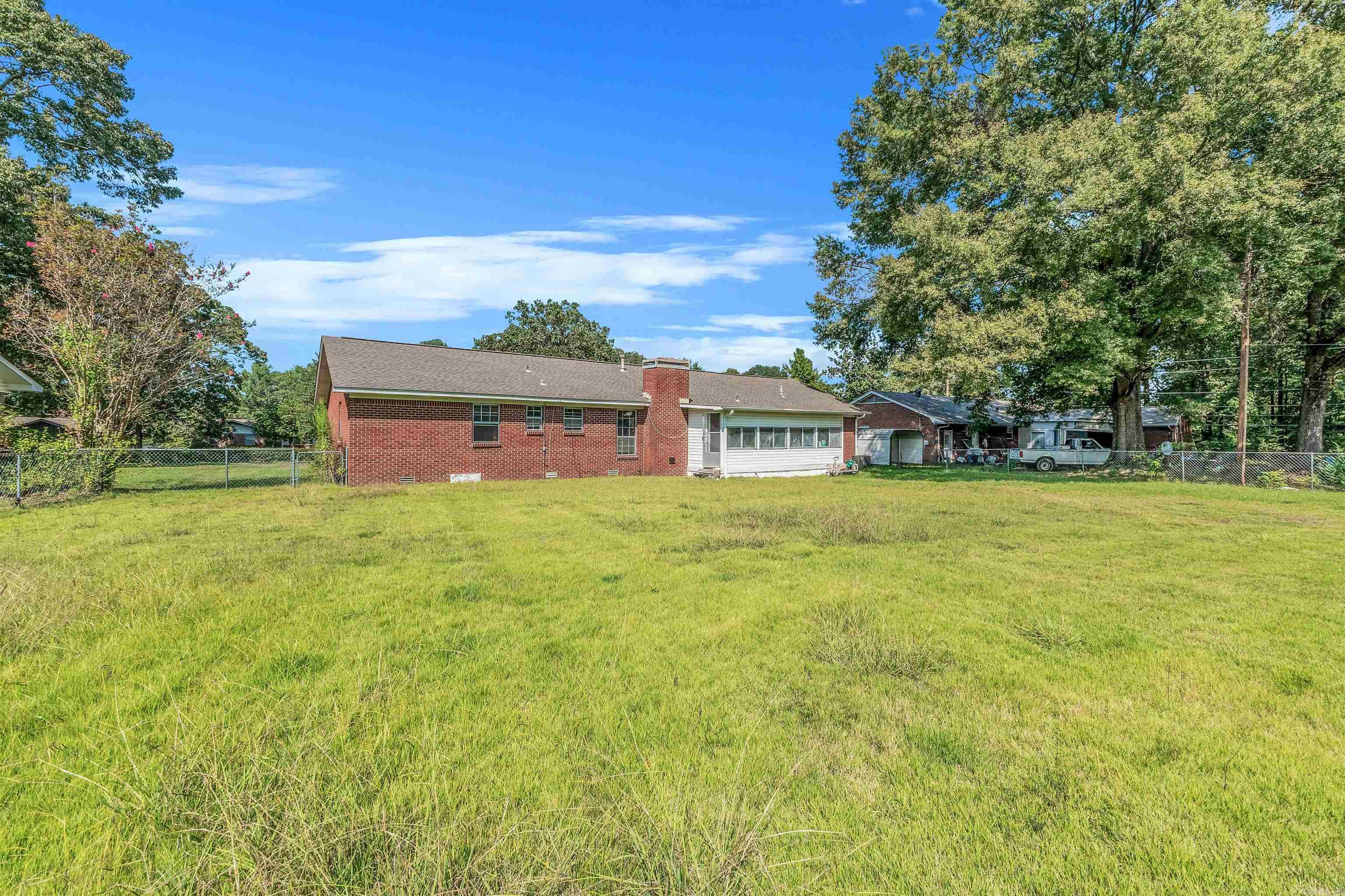 INDIANHEAD LAKES EST - Residential