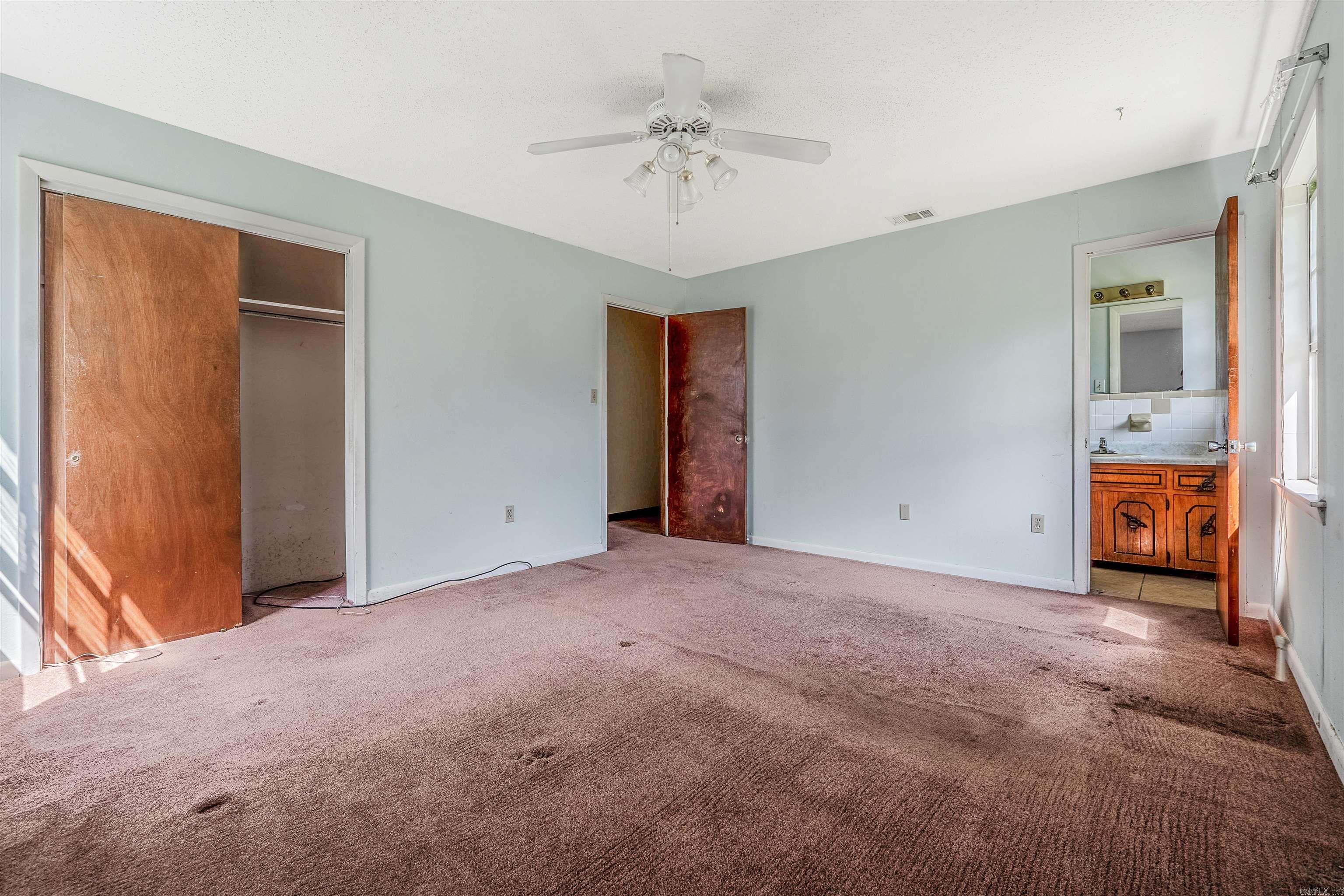 INDIANHEAD LAKES EST - Residential