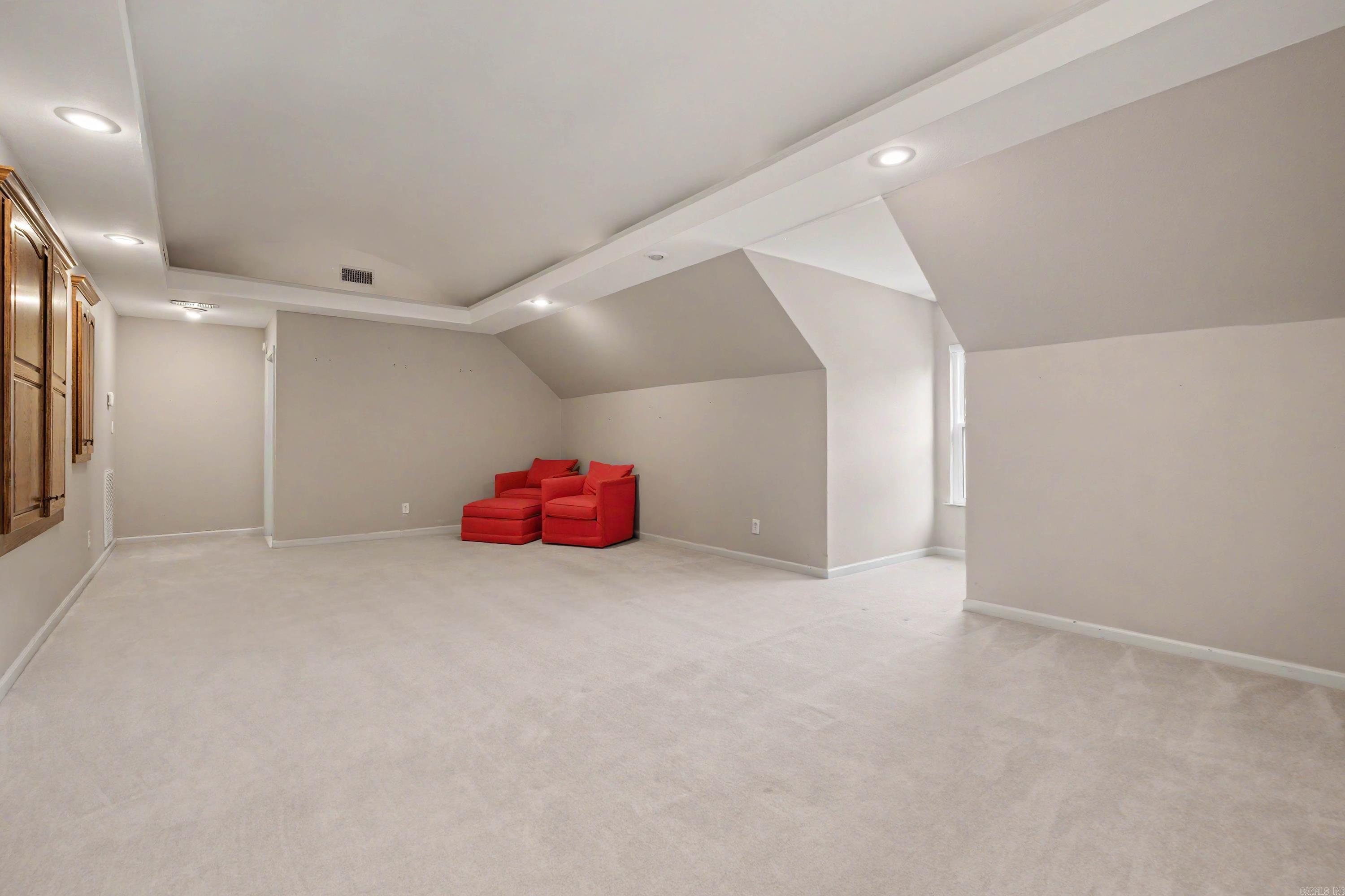 CHENAL VALLEY ABERDEEN - Residential