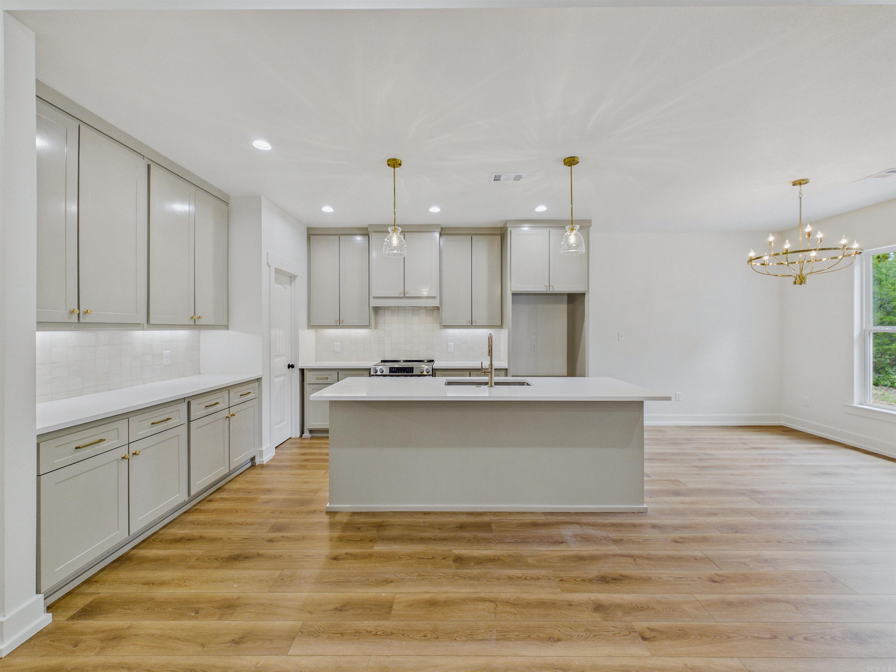 CATTLE CREEK RANCH ESTATES - Residential