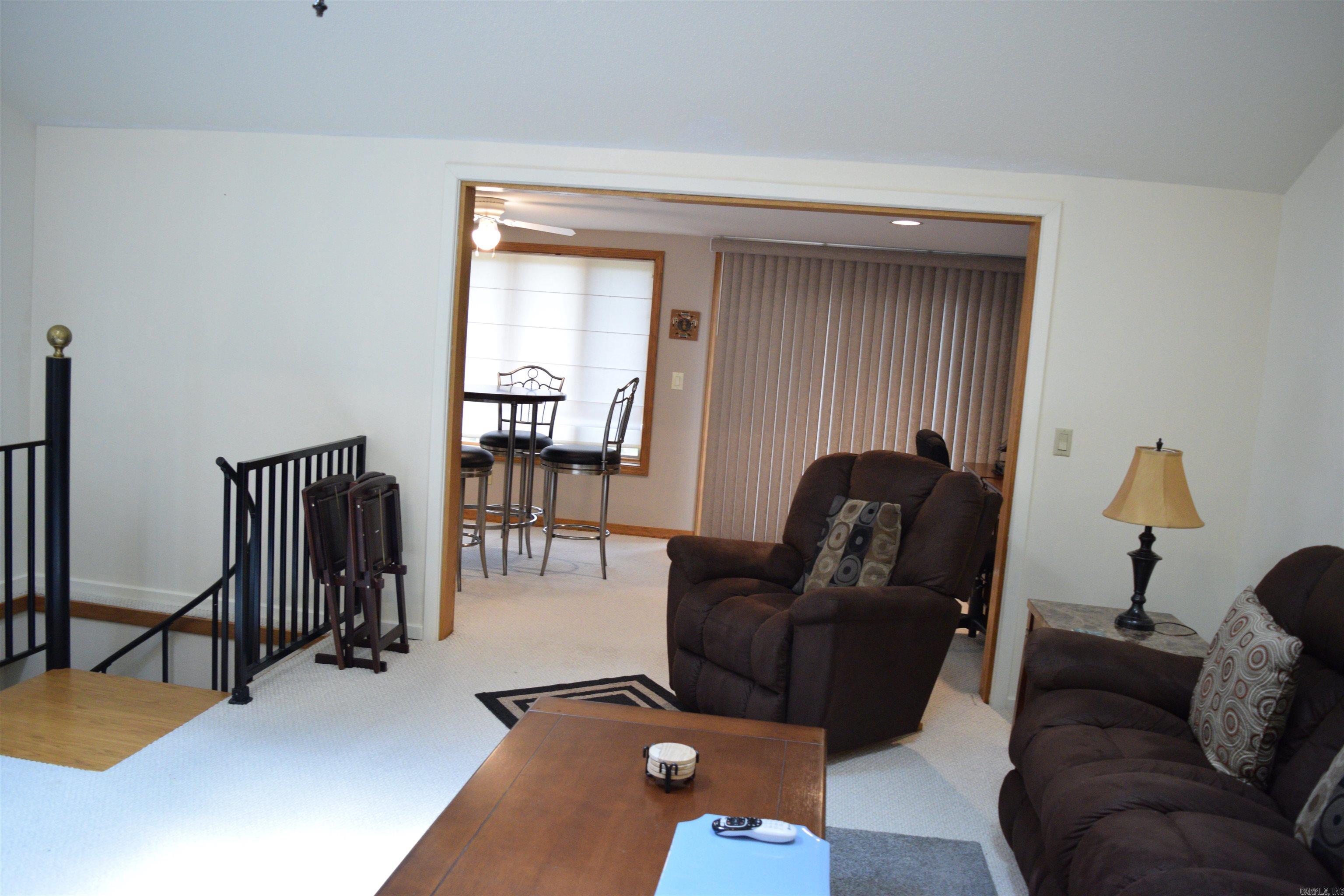 COUNTRY CLUB RIDGE - Residential