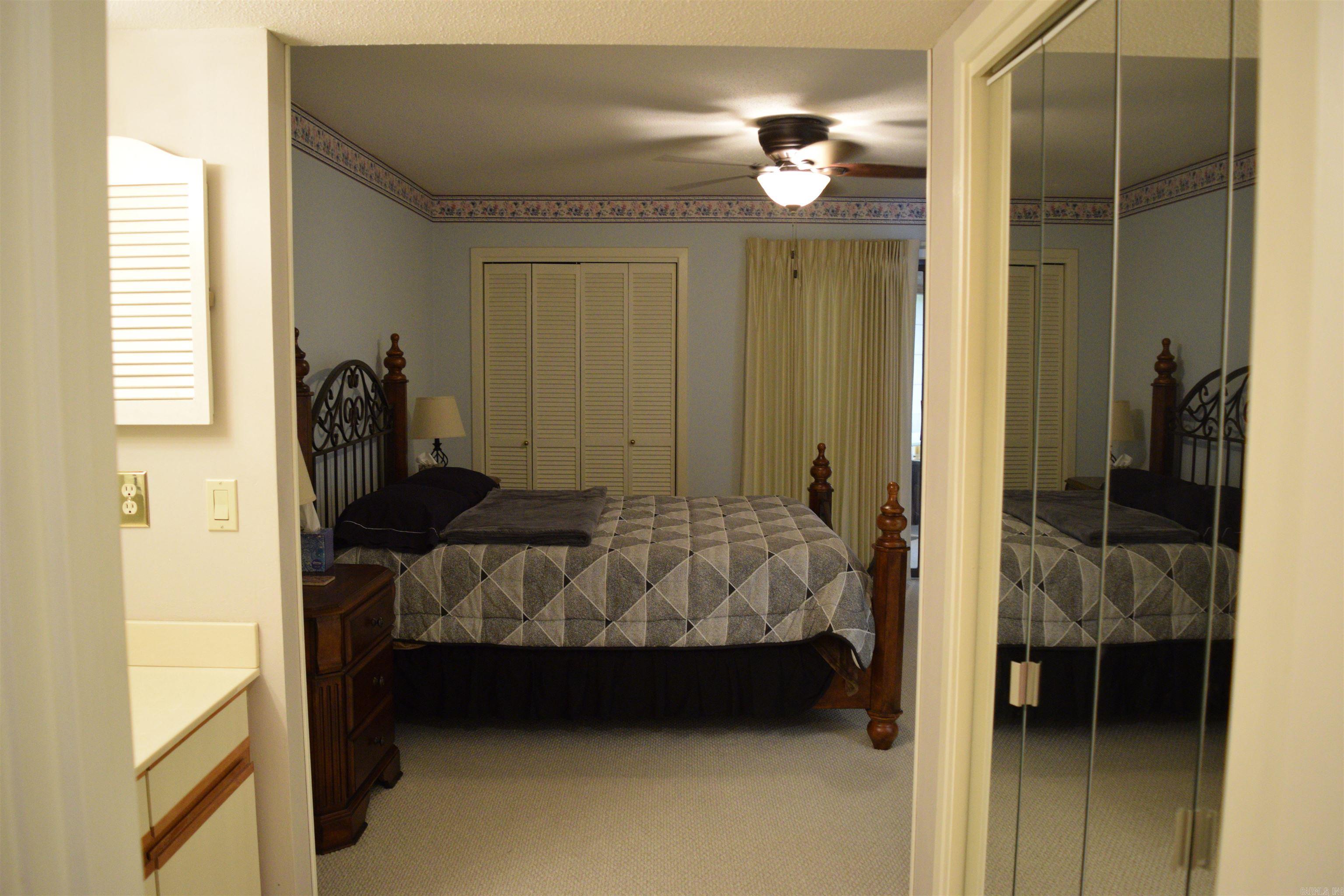 COUNTRY CLUB RIDGE - Residential