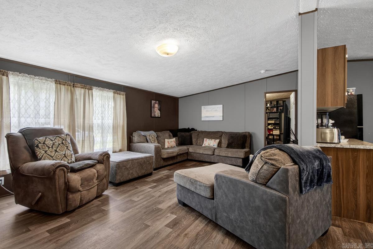 PINE MEADOWS - Residential