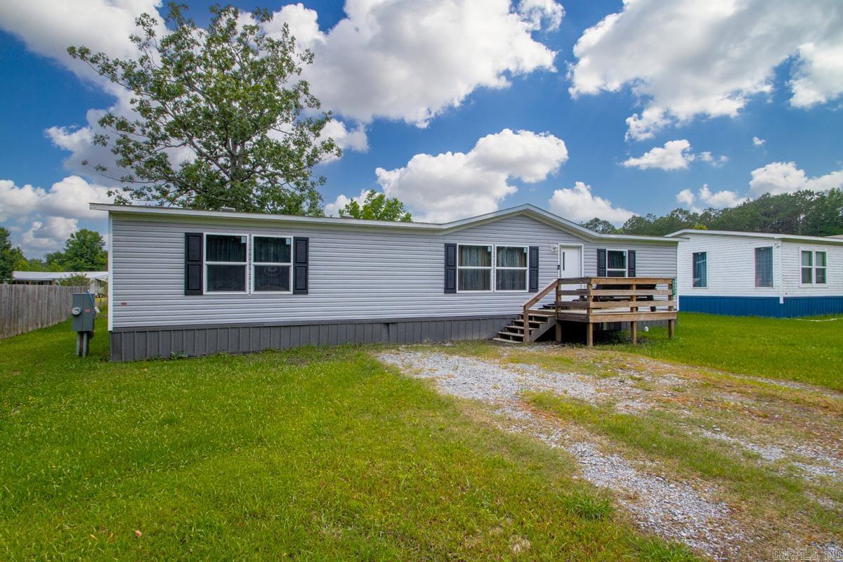 PINE MEADOWS - Residential