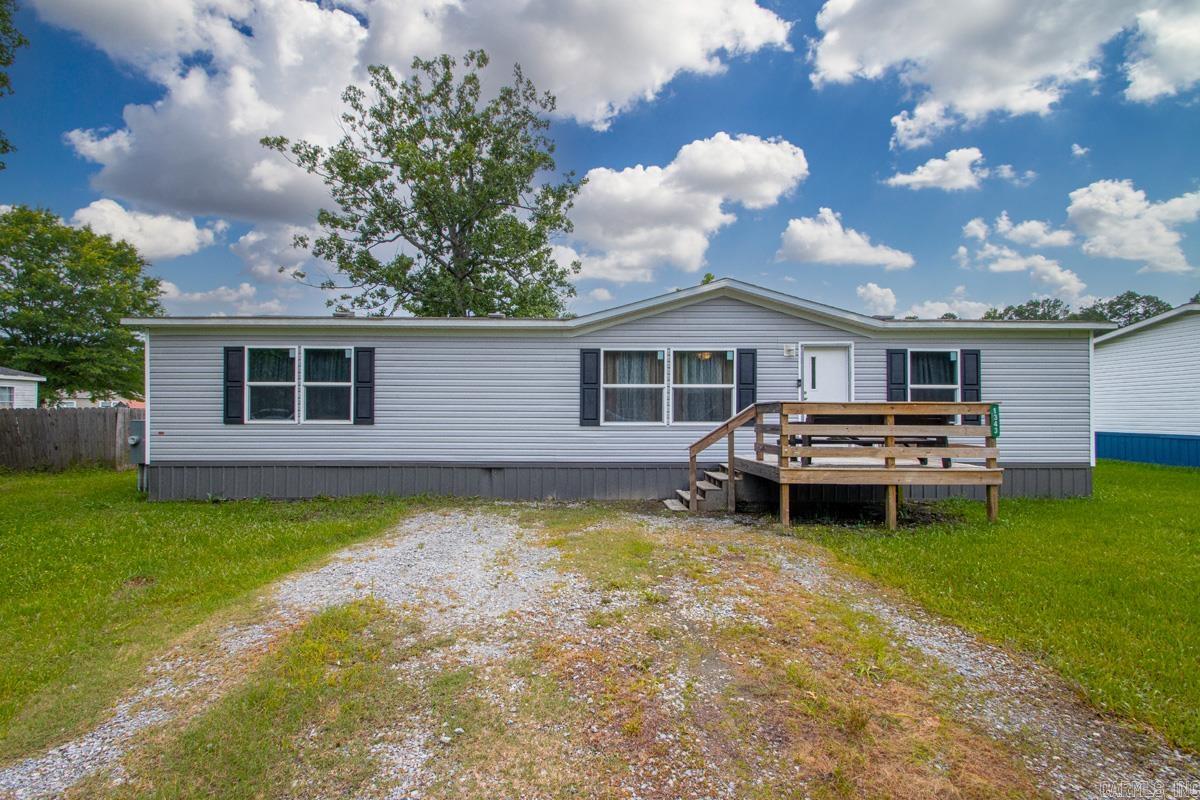 PINE MEADOWS - Residential