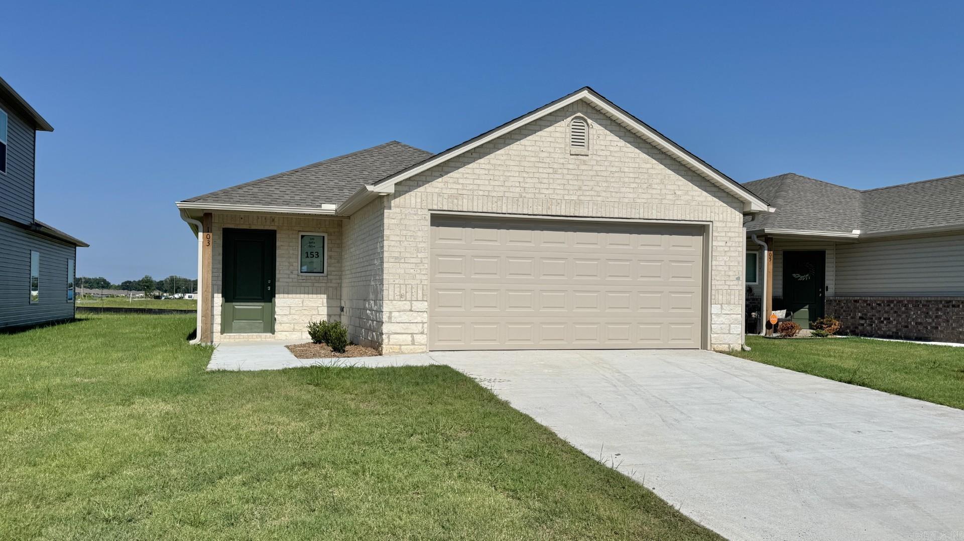 CYPRESS BEND AT WHITE OAK CROSSI - Residential