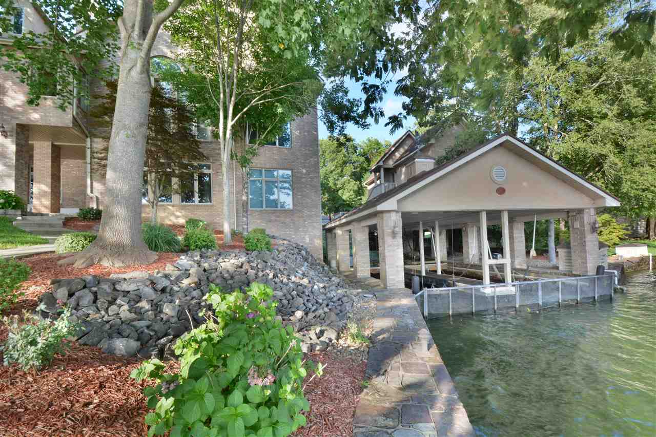 Driftwood Point - Residential