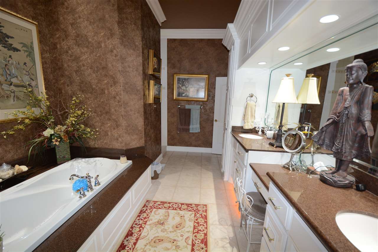 Driftwood Point - Residential