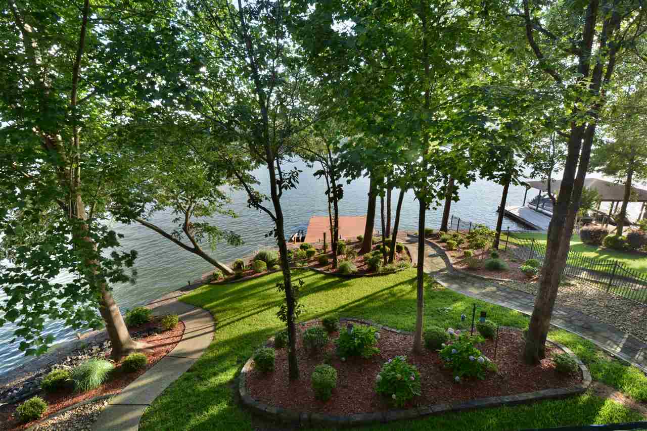 Driftwood Point - Residential