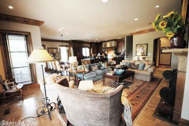 HICKORY CREEK - Residential