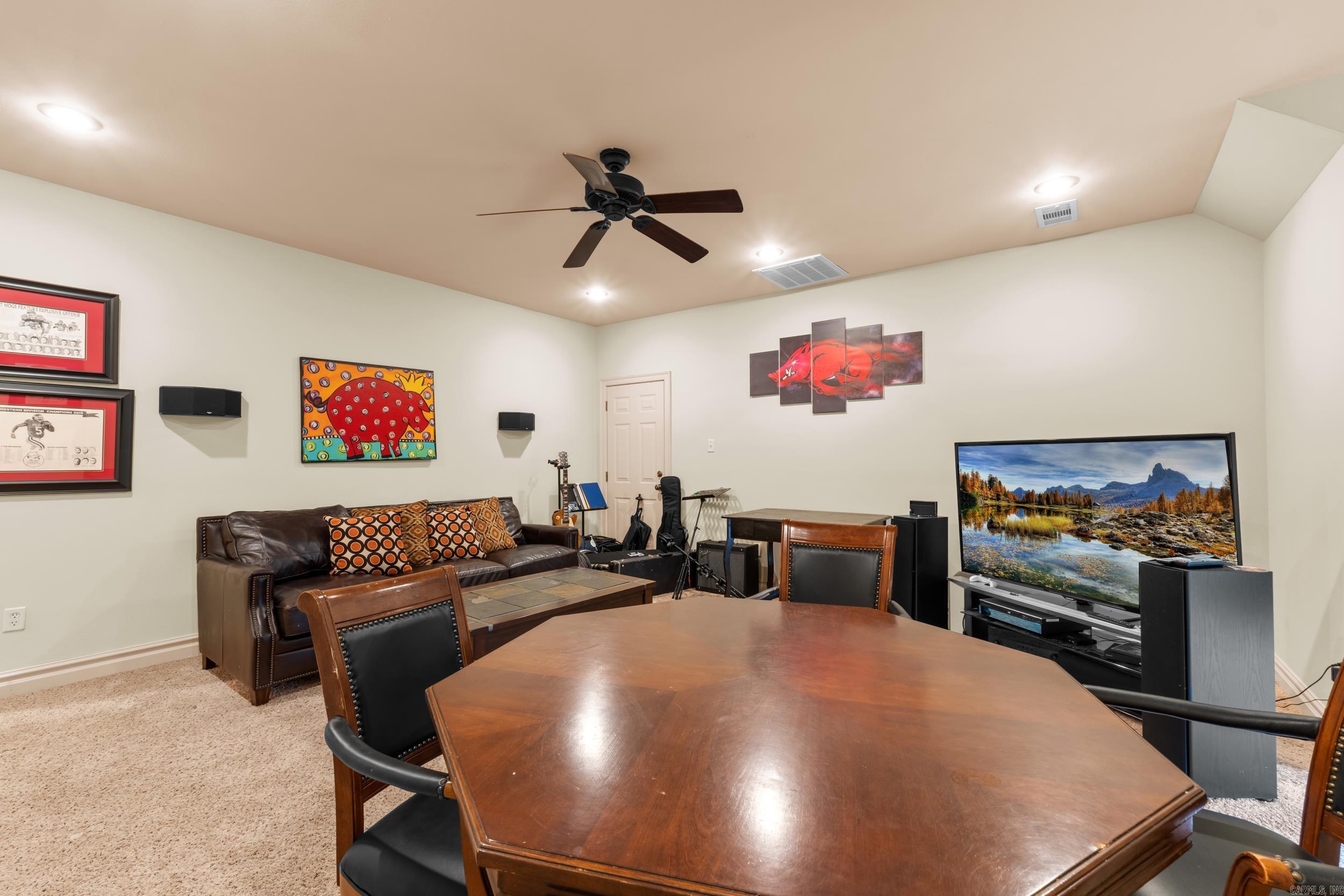 FIELDSTONE - Residential
