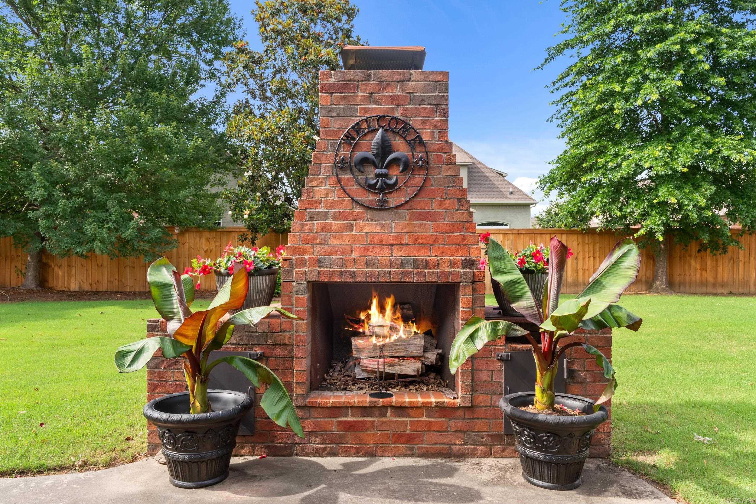 FIELDSTONE - Residential