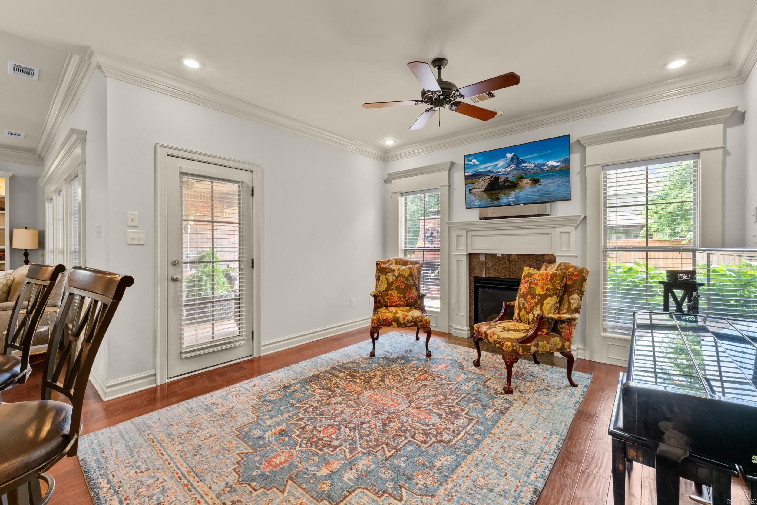 FIELDSTONE - Residential