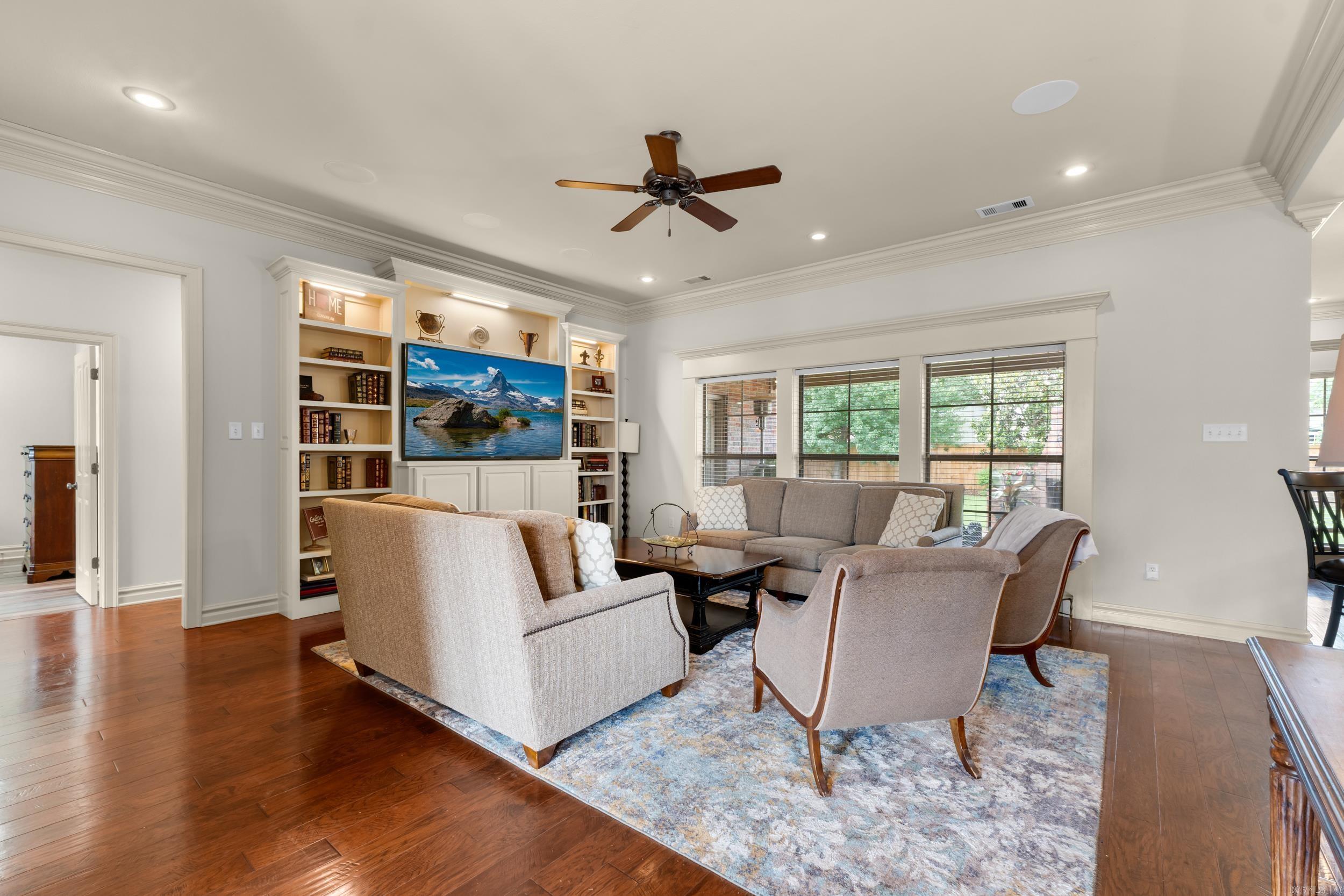 FIELDSTONE - Residential