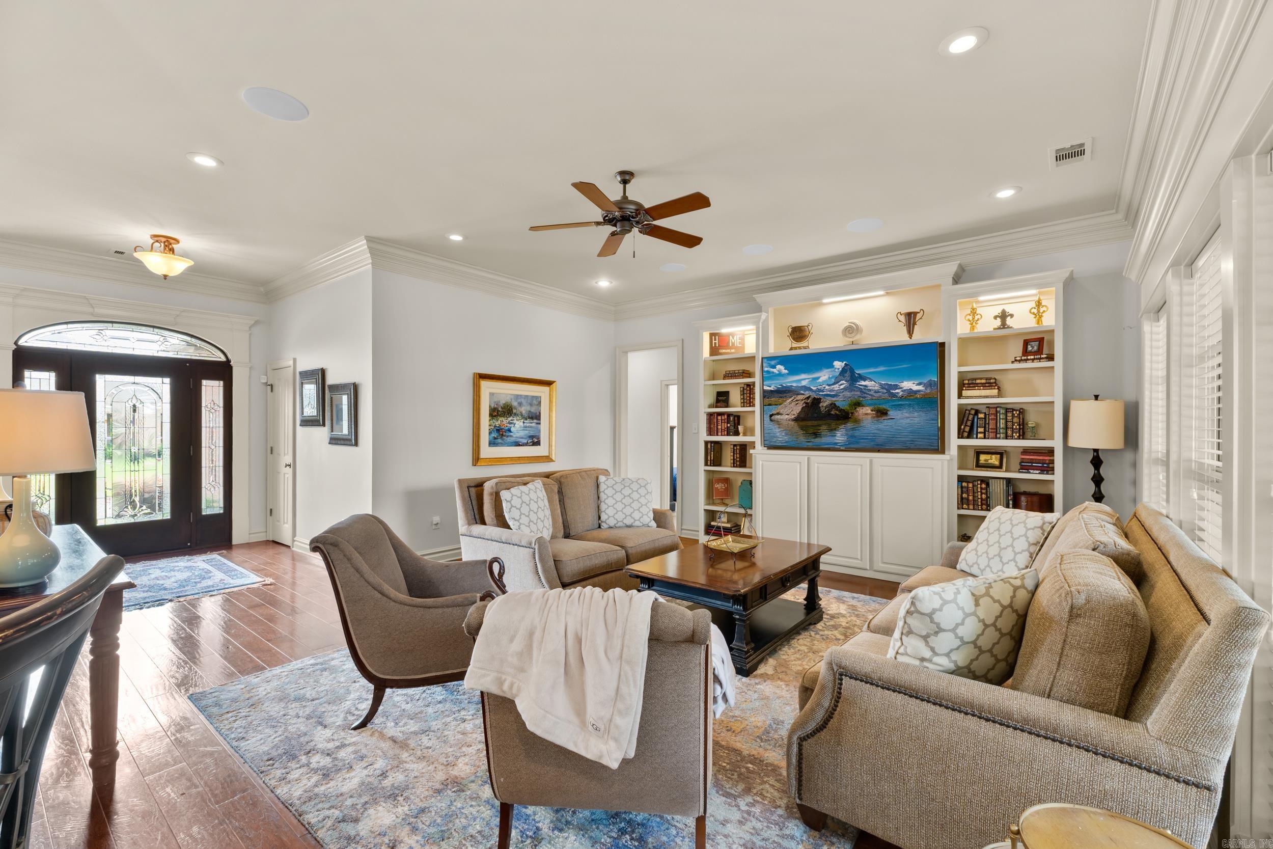 FIELDSTONE - Residential