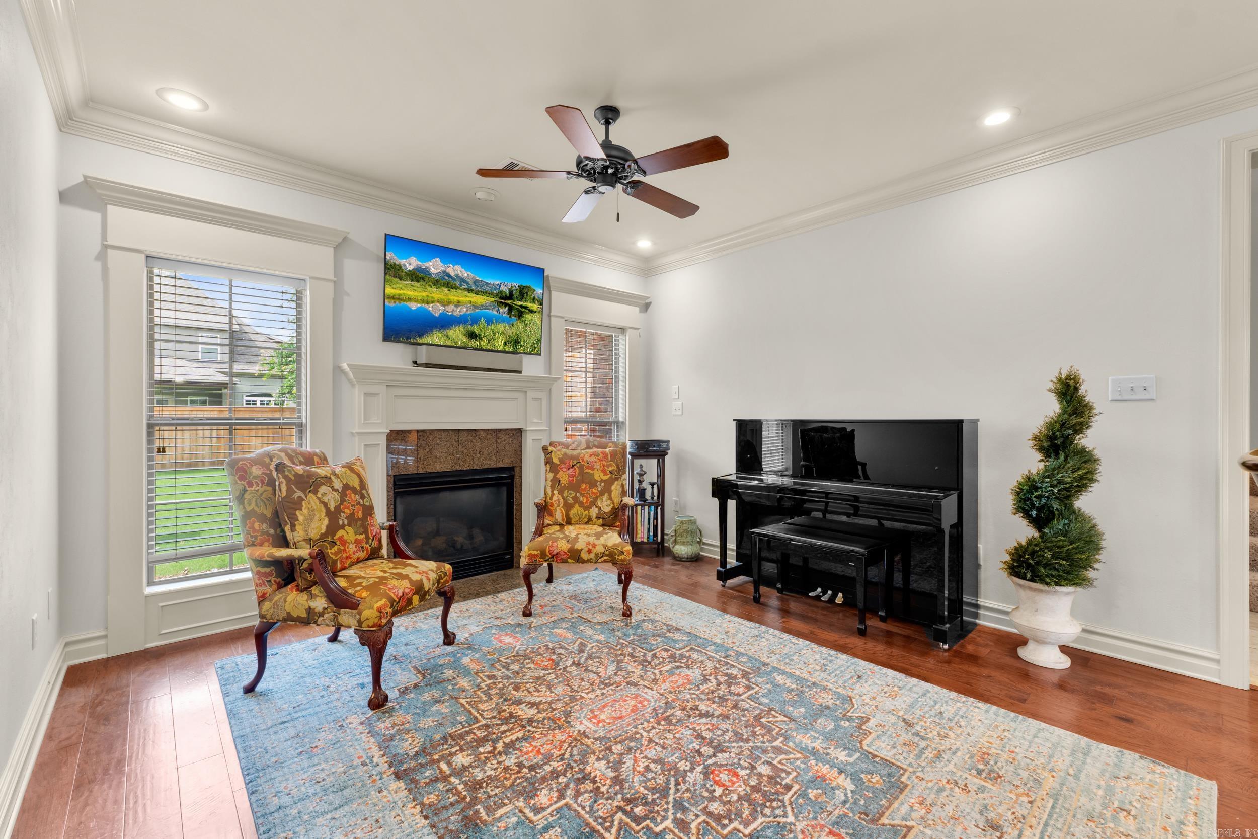 FIELDSTONE - Residential