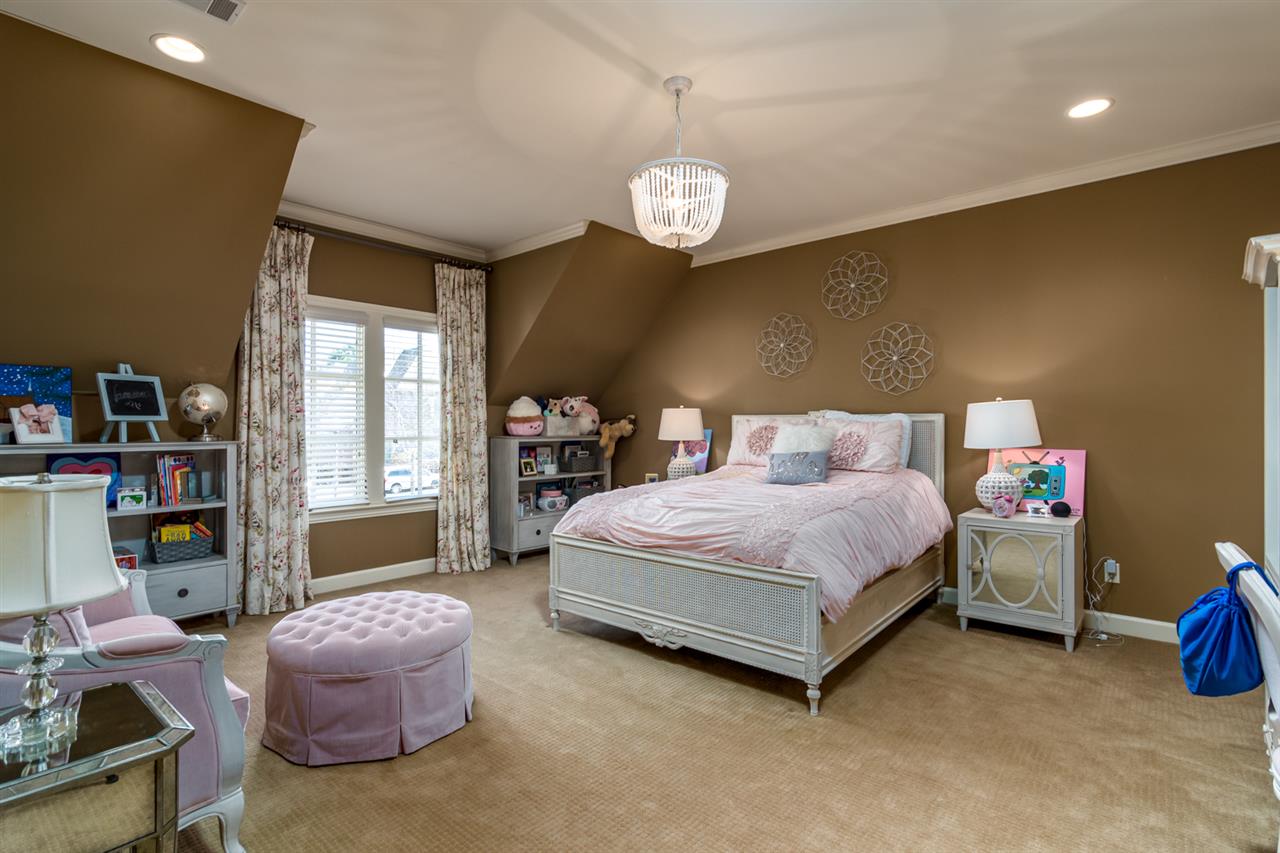 CHENAL VALLEY GERMAY COURT - Residential