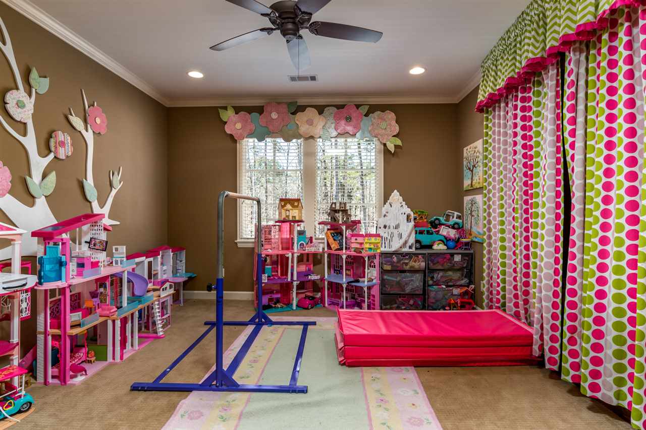 CHENAL VALLEY GERMAY COURT - Residential